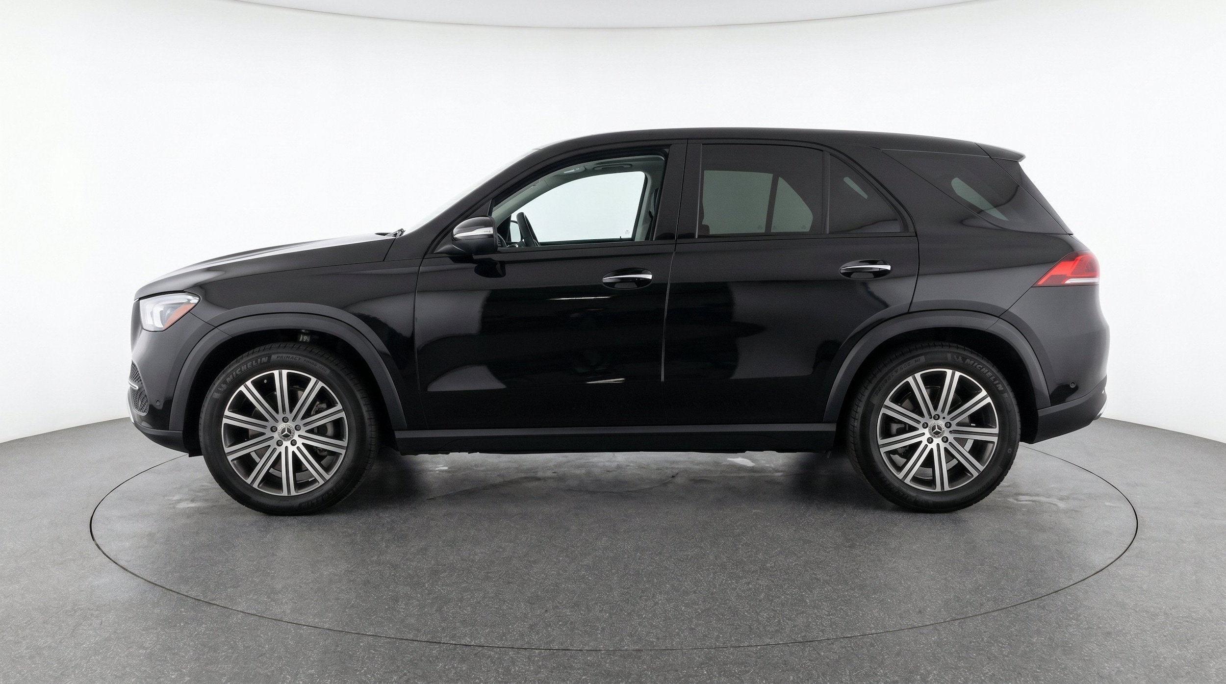 Thumbnail: 2026 Mercedes-Benz GLE - 5