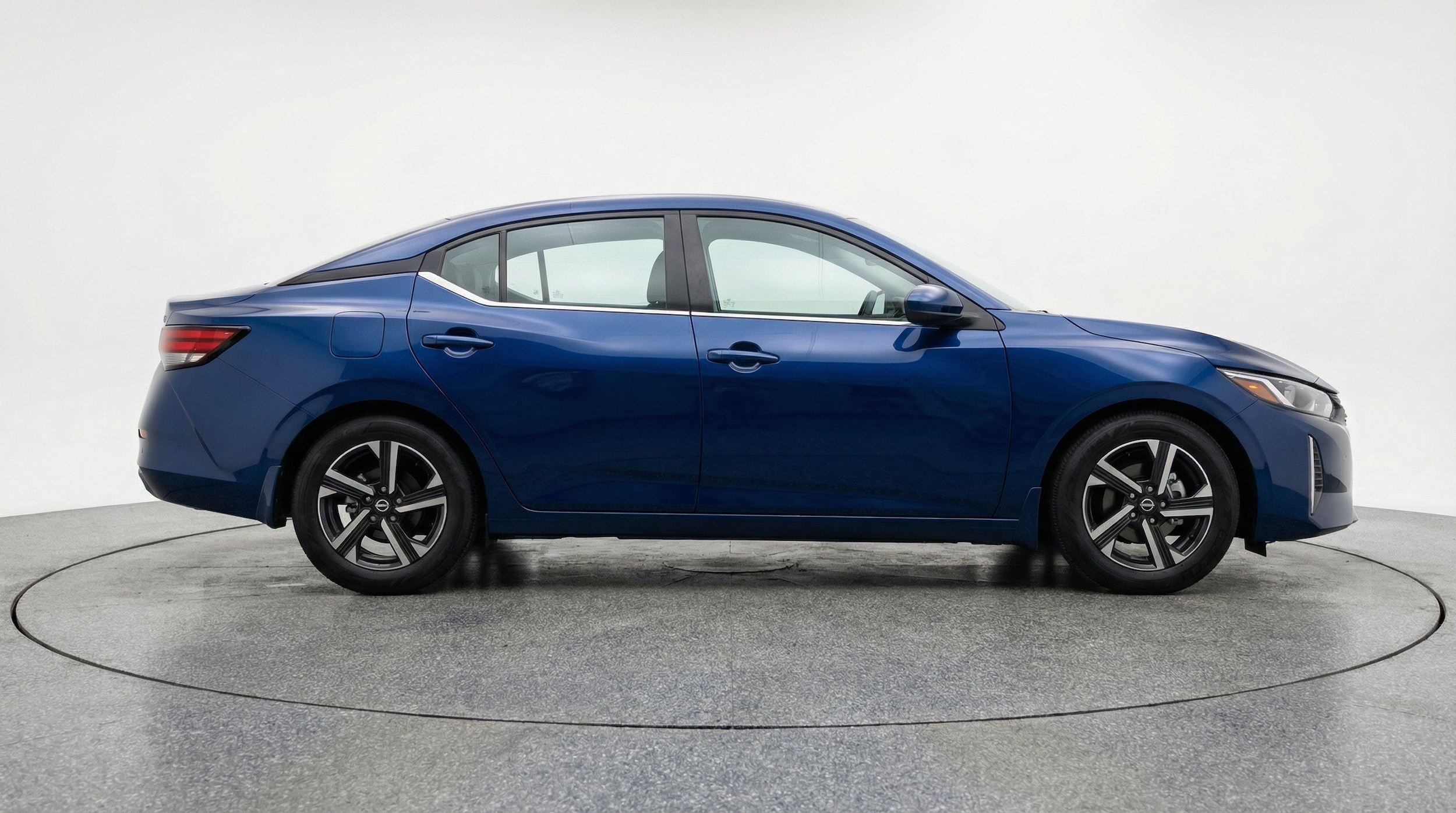 Thumbnail: 2025 Nissan Sentra - 11