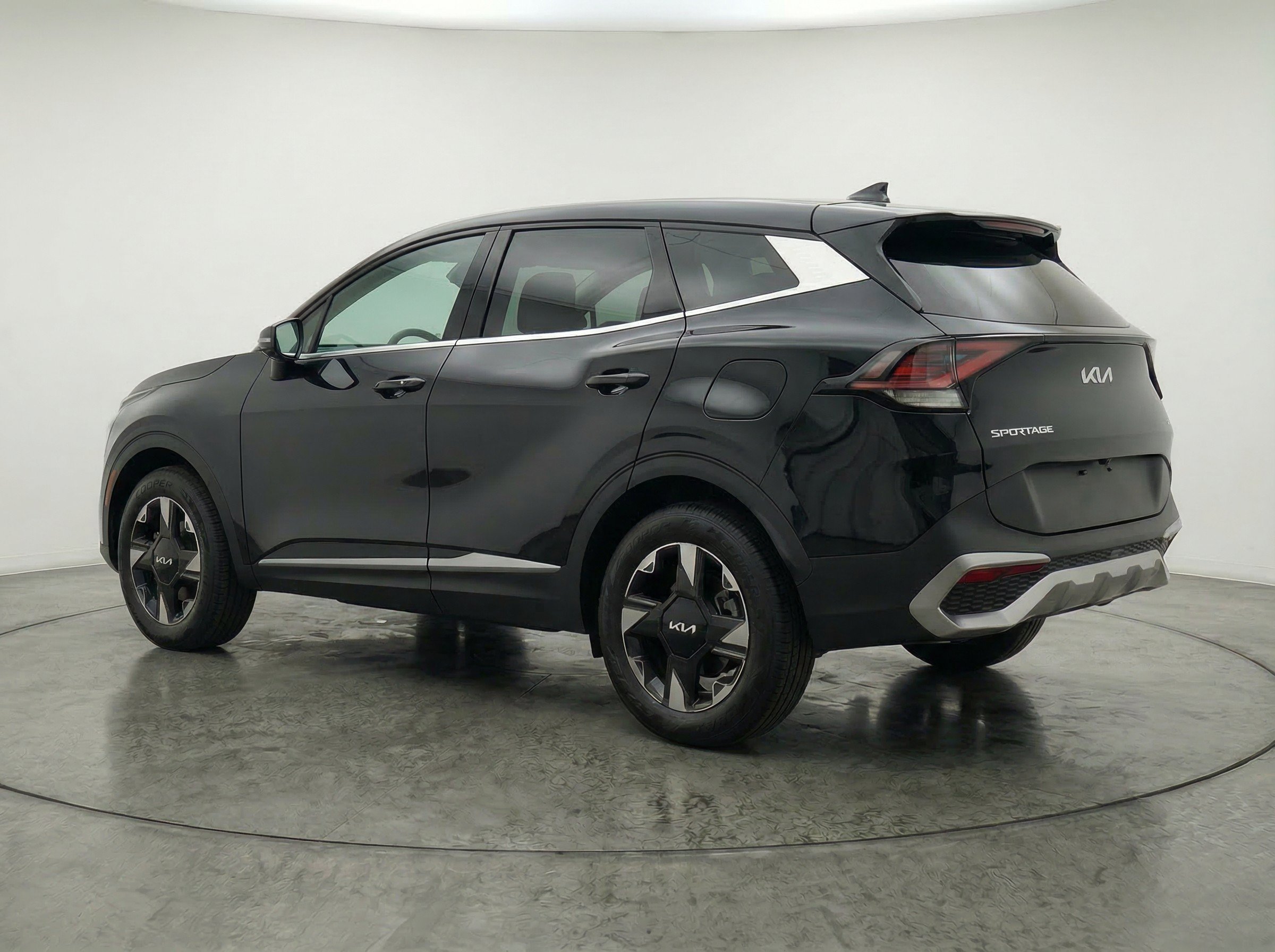 Thumbnail: 2026 Kia Sportage - 6