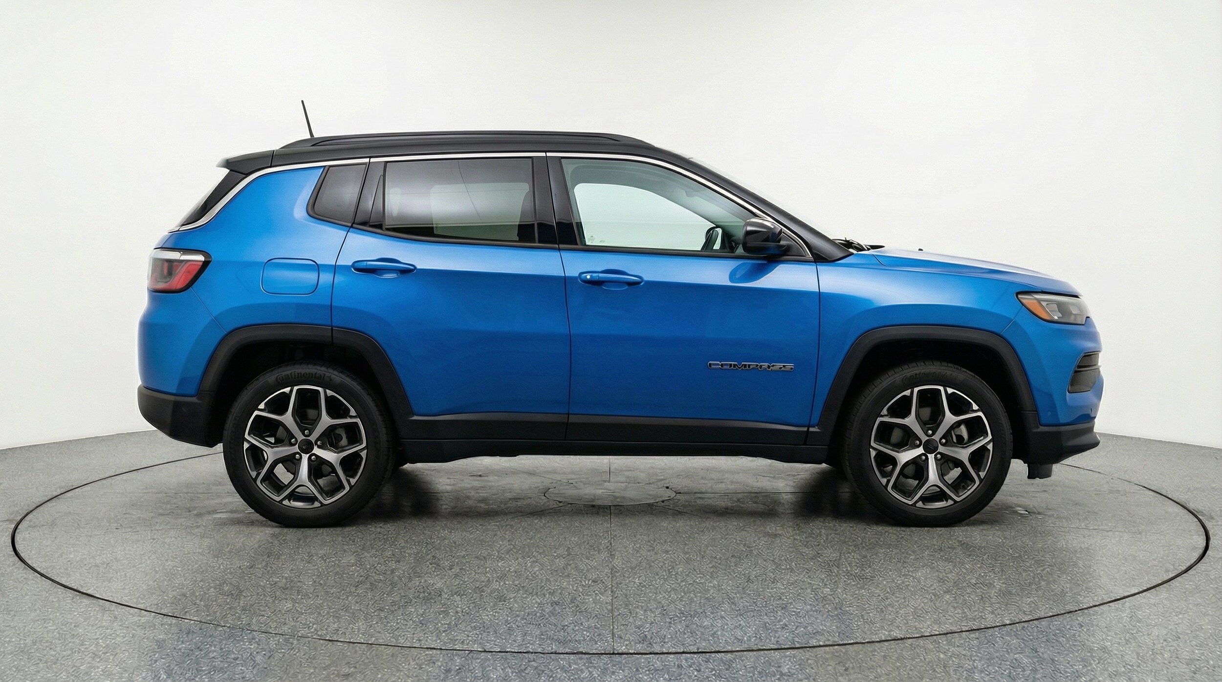 Thumbnail: 2025 Jeep Compass - 8