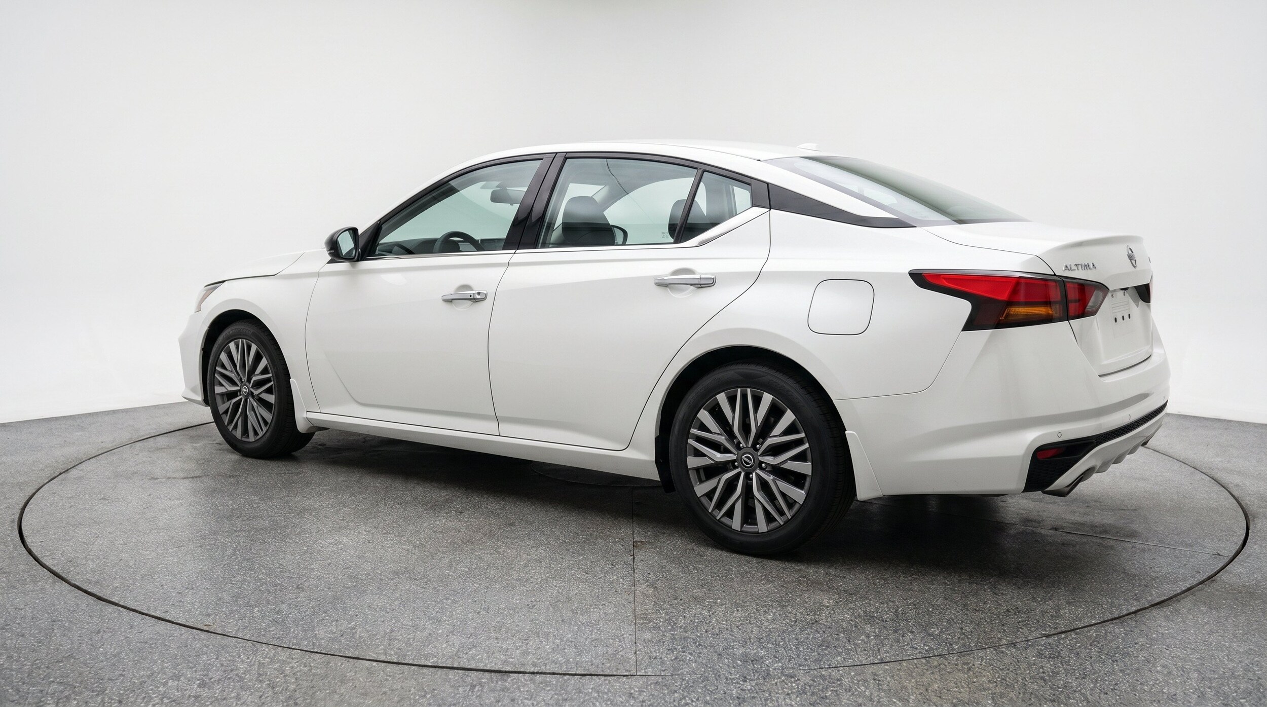 Thumbnail: 2025 Nissan Altima - 6