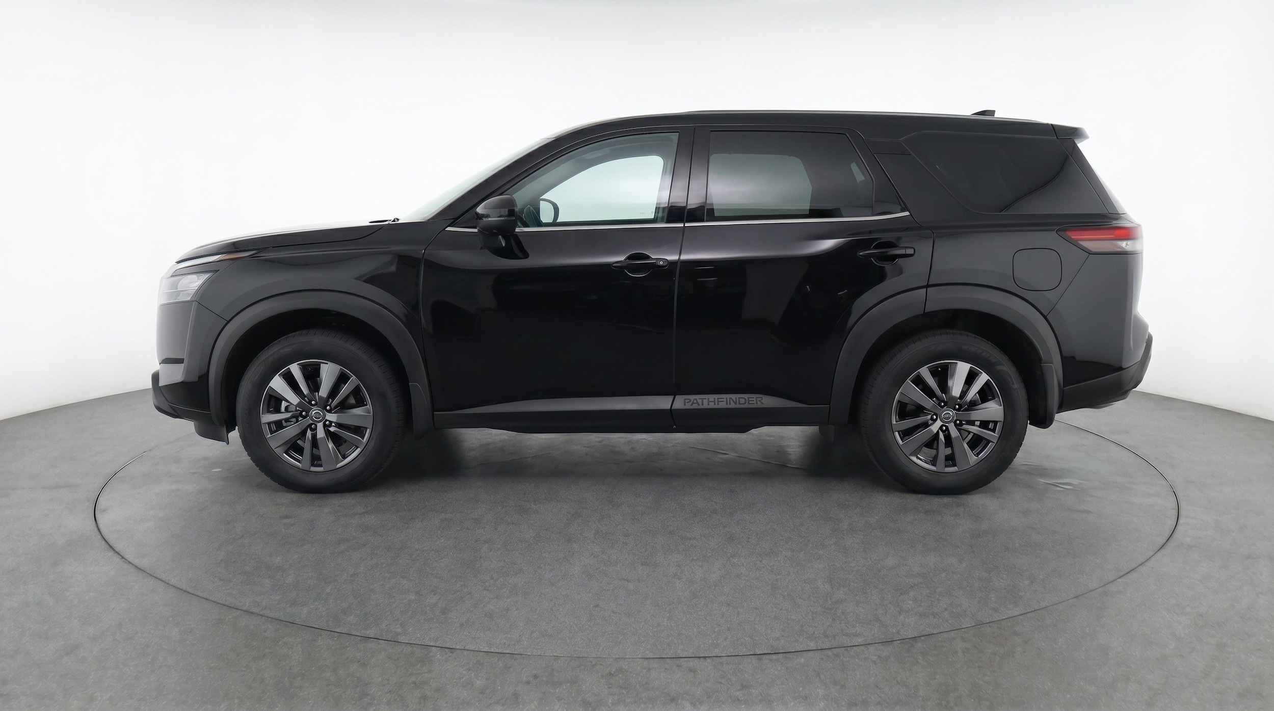Thumbnail: 2025 Nissan Pathfinder - 5