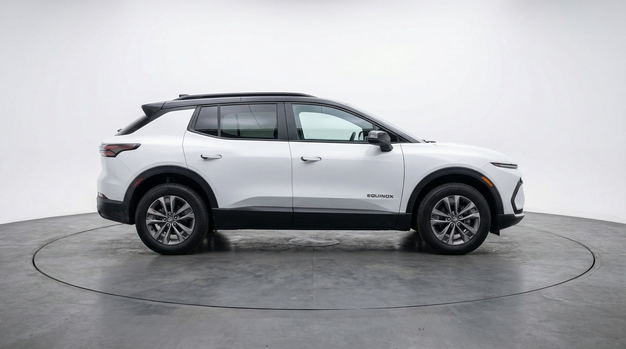 Thumbnail: 2025 Chevrolet Equinox - 8