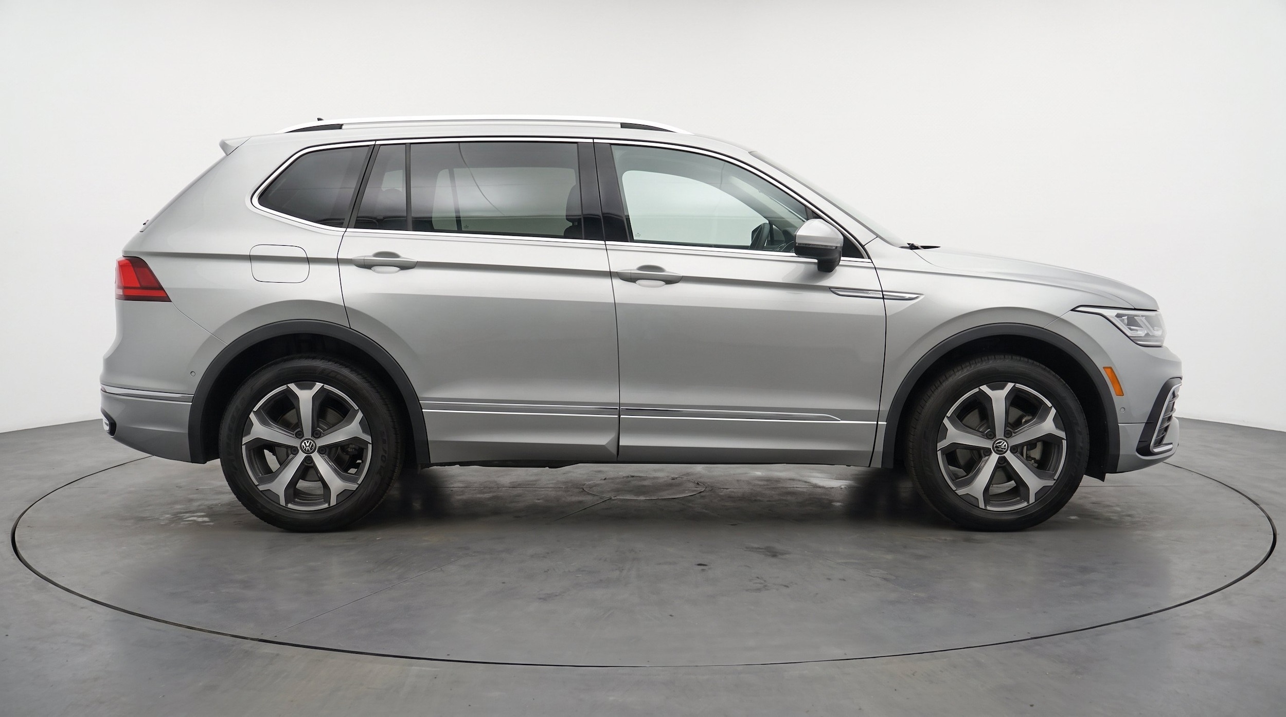 Thumbnail: 2026 Volkswagen Tiguan - 11