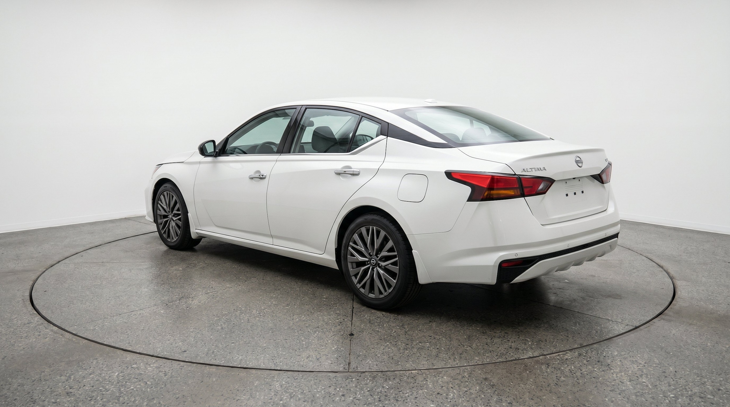 Thumbnail: 2025 Nissan Altima - 6