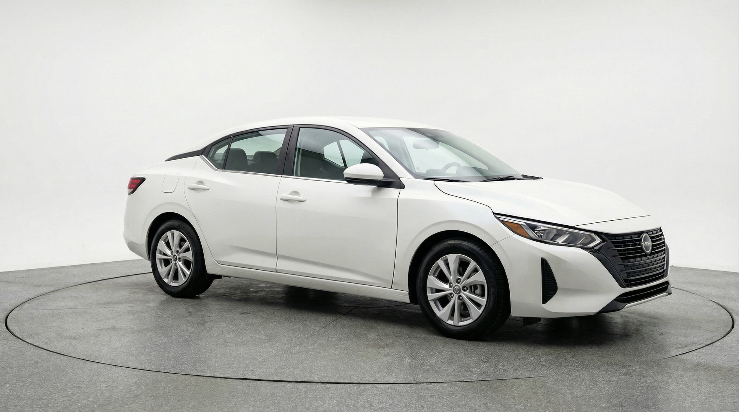 Thumbnail: 2025 Nissan Sentra - 1