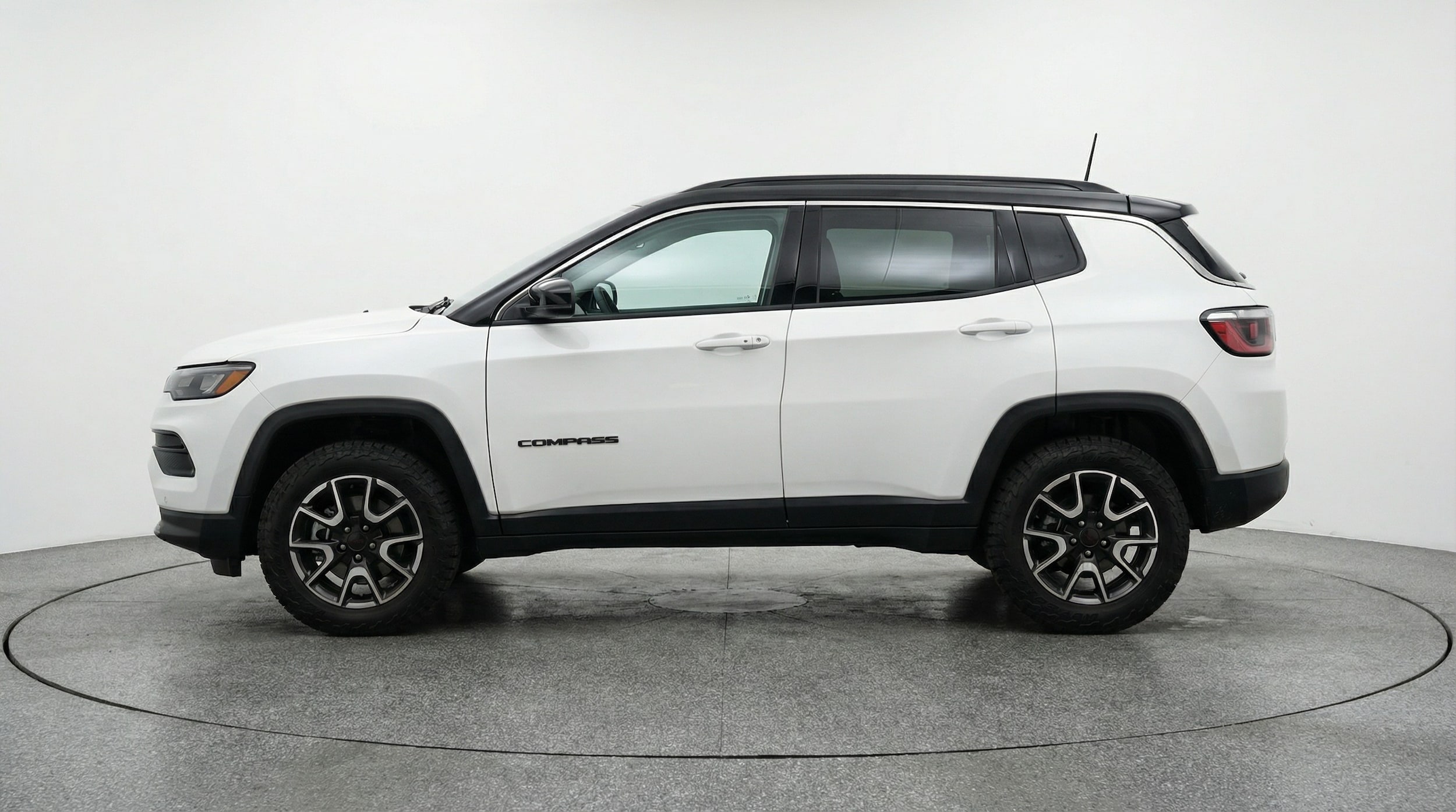 Thumbnail: 2025 Jeep Compass - 4