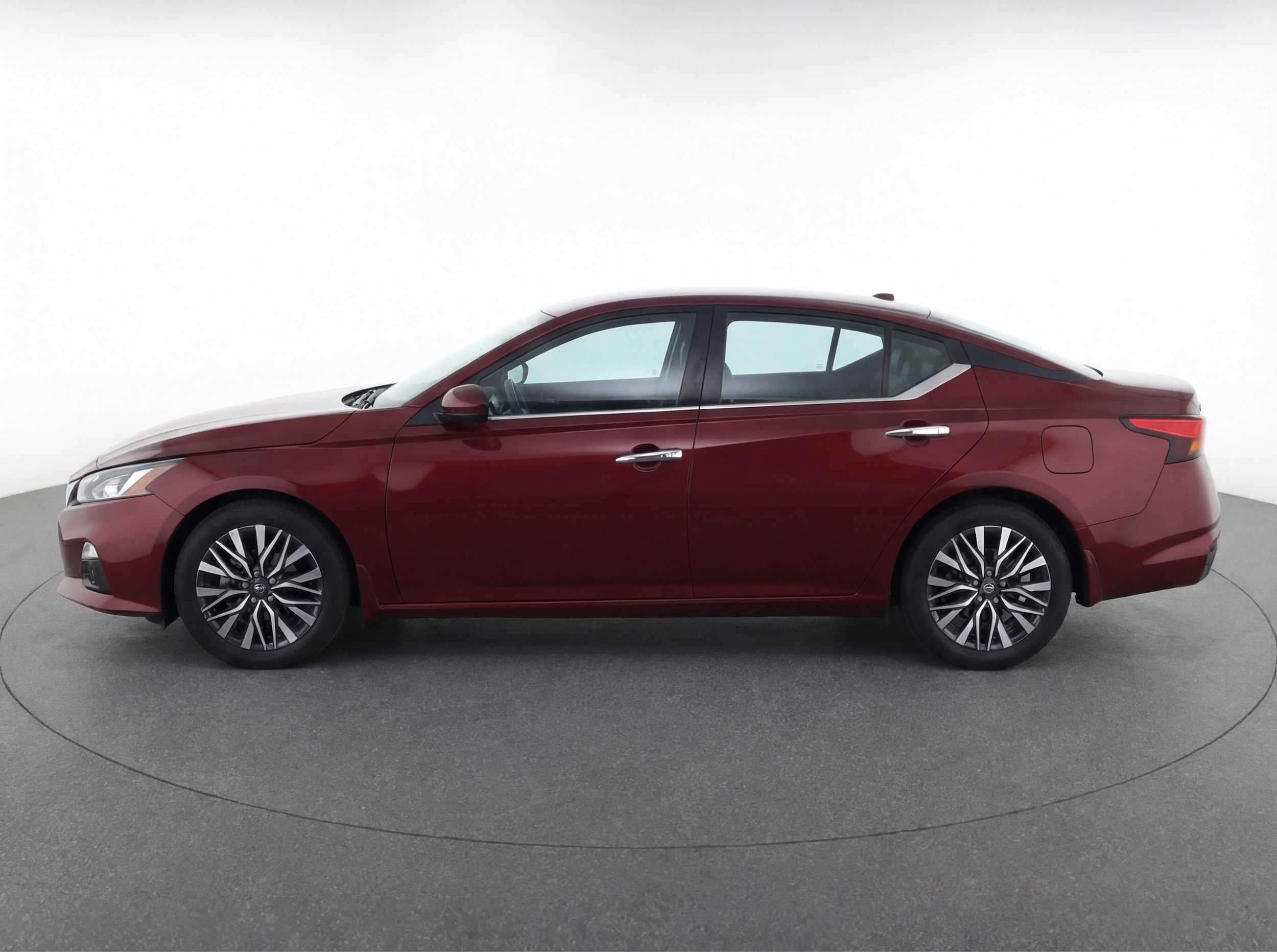 Thumbnail: 2024 Nissan Altima - 4