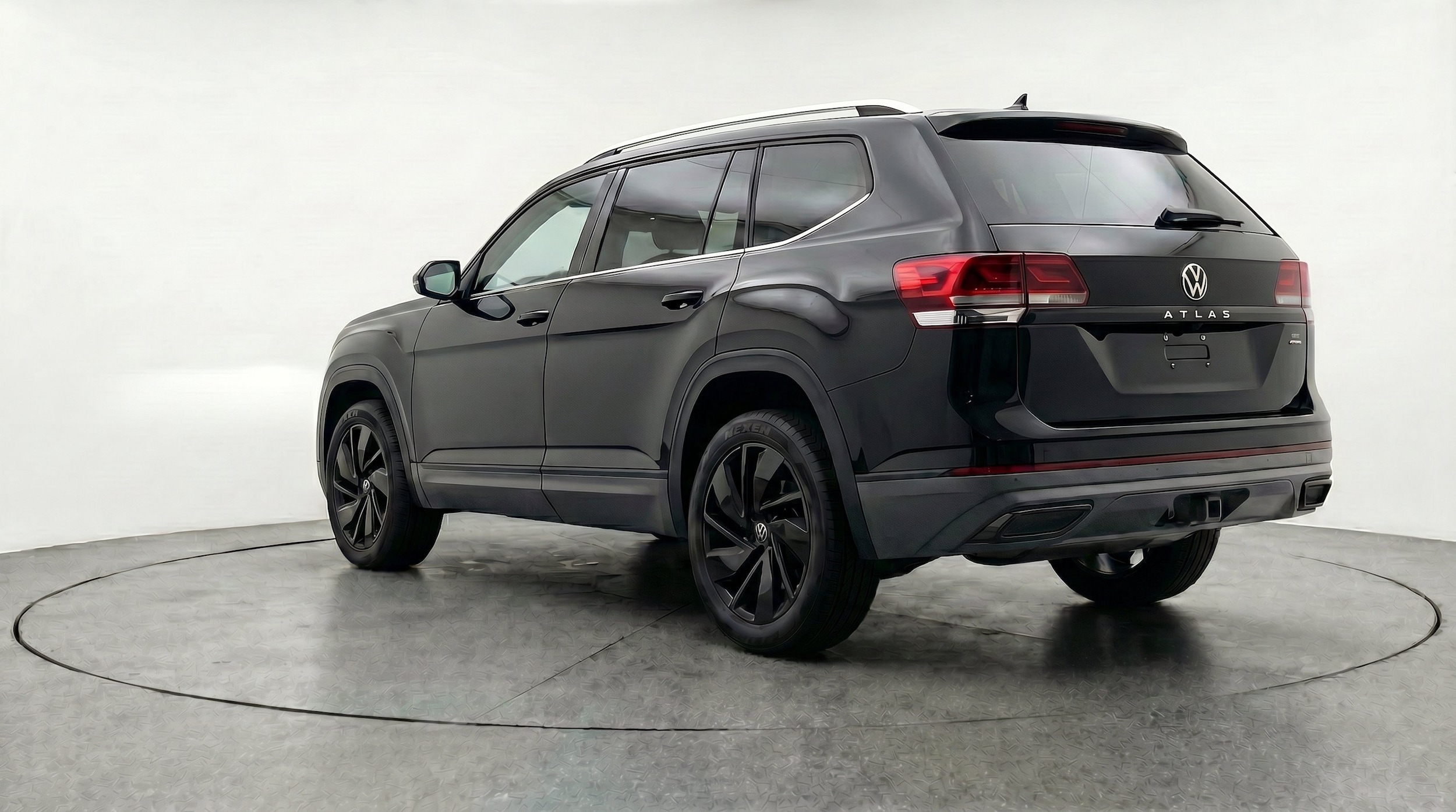 Thumbnail: 2026 Volkswagen Atlas - 6