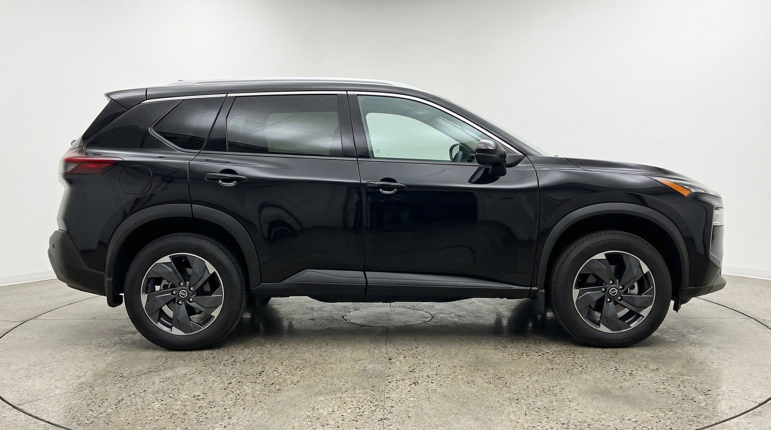 Thumbnail: 2025 Nissan Rogue - 11