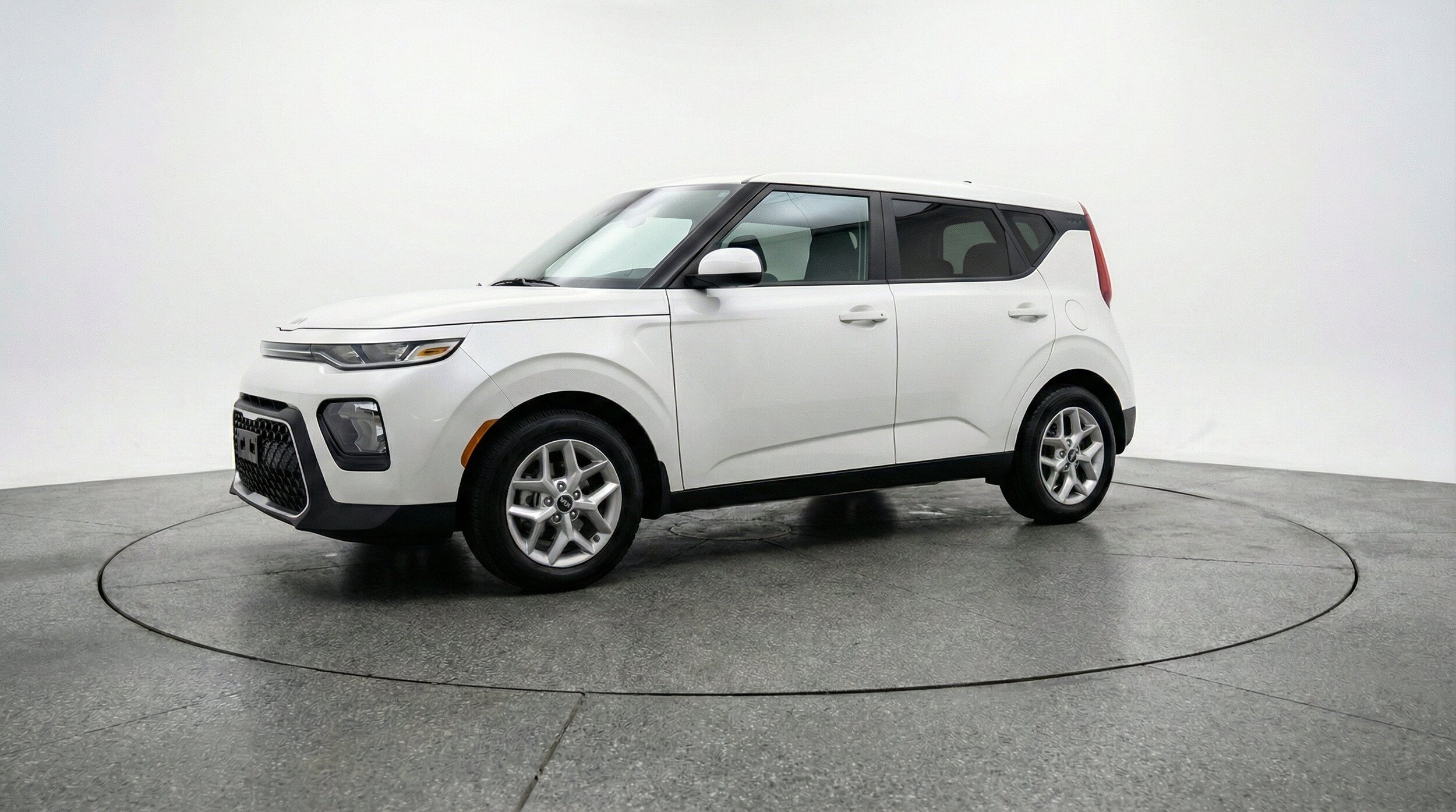 Thumbnail: 2025 Kia Soul - 3