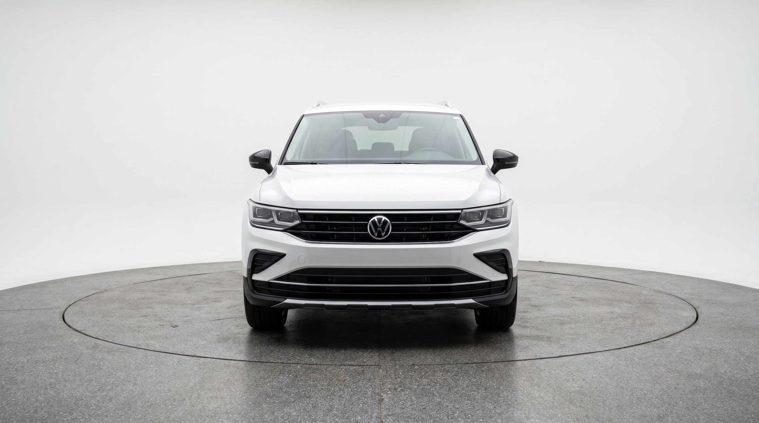 Thumbnail: 2026 Volkswagen Tiguan - 2