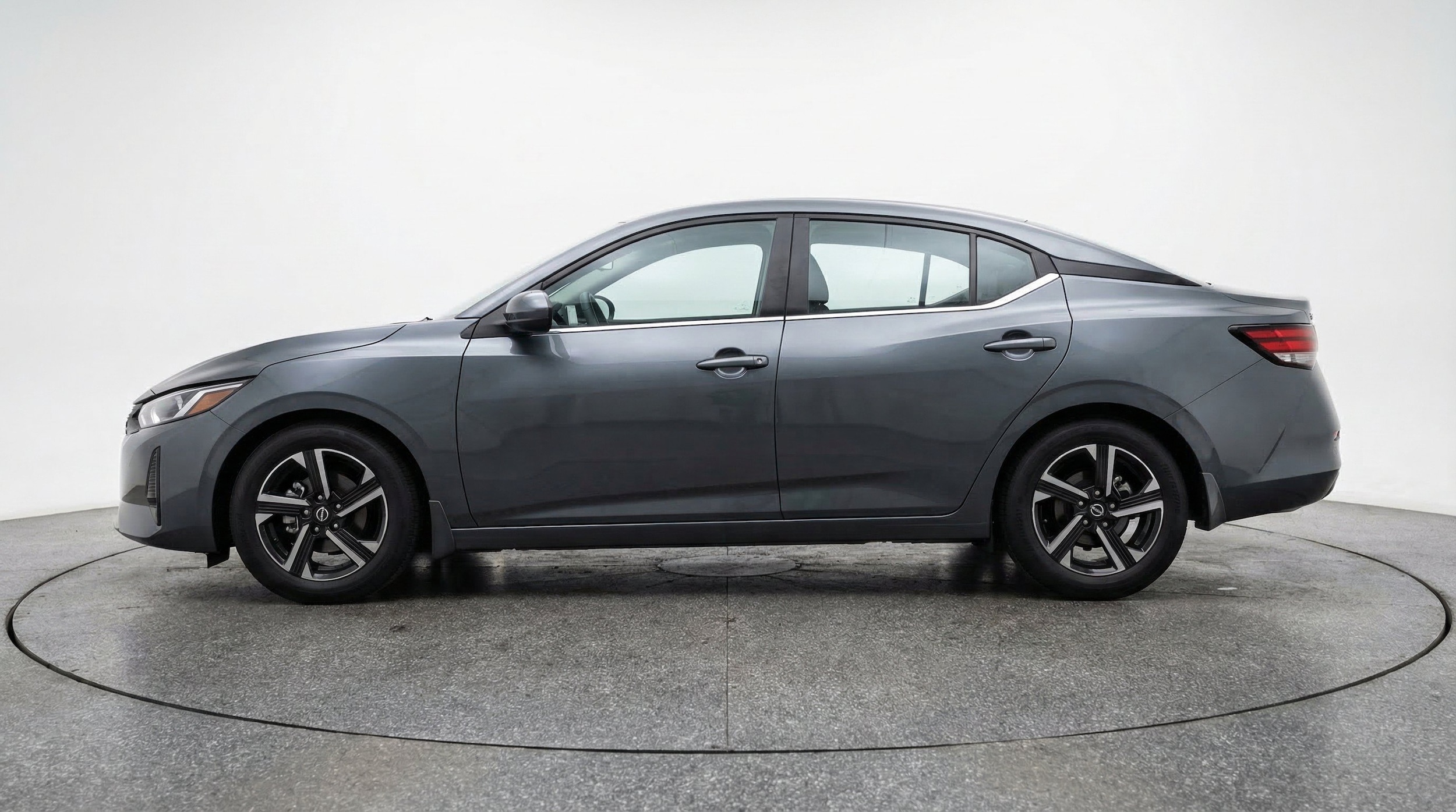 Thumbnail: 2025 Nissan Sentra - 5