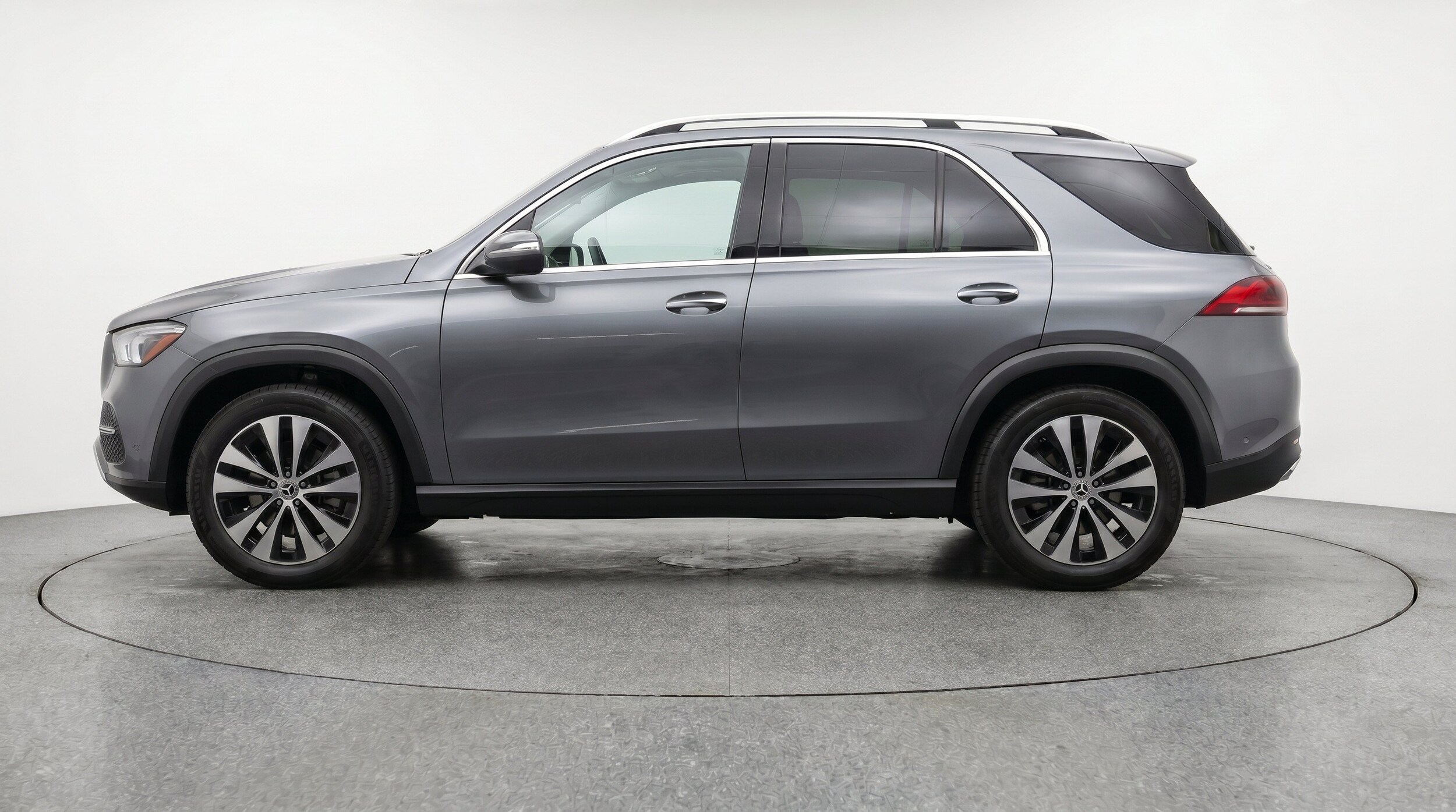 Thumbnail: 2026 Mercedes-Benz GLE - 5