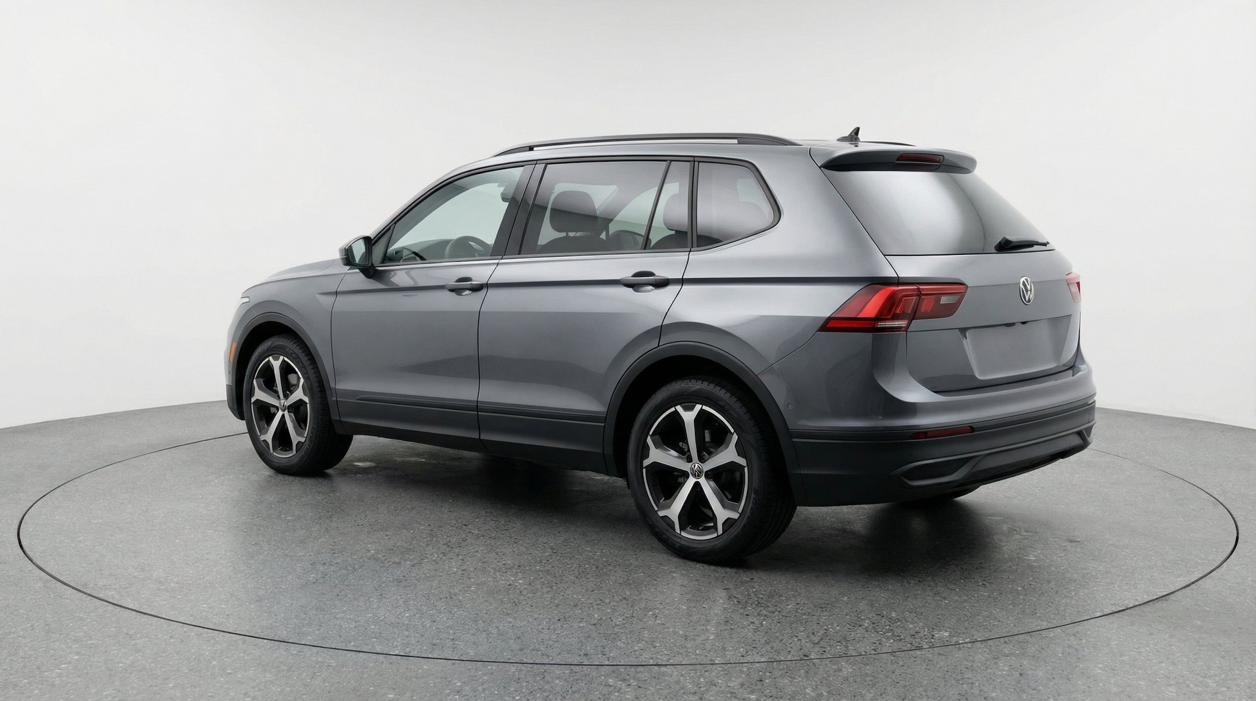 Thumbnail: 2026 Volkswagen Tiguan - 6