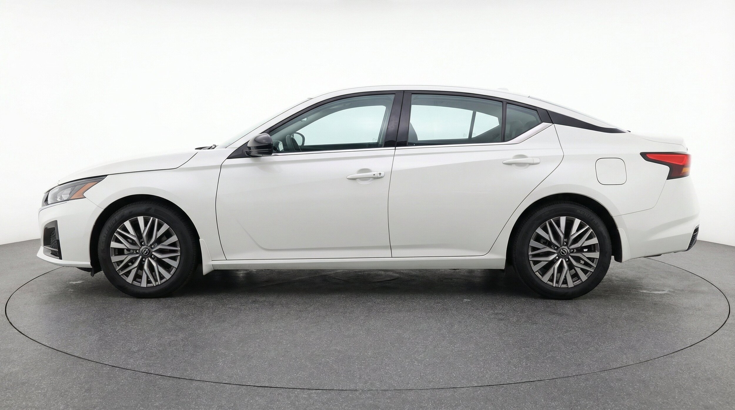 Thumbnail: 2026 Nissan Altima - 5