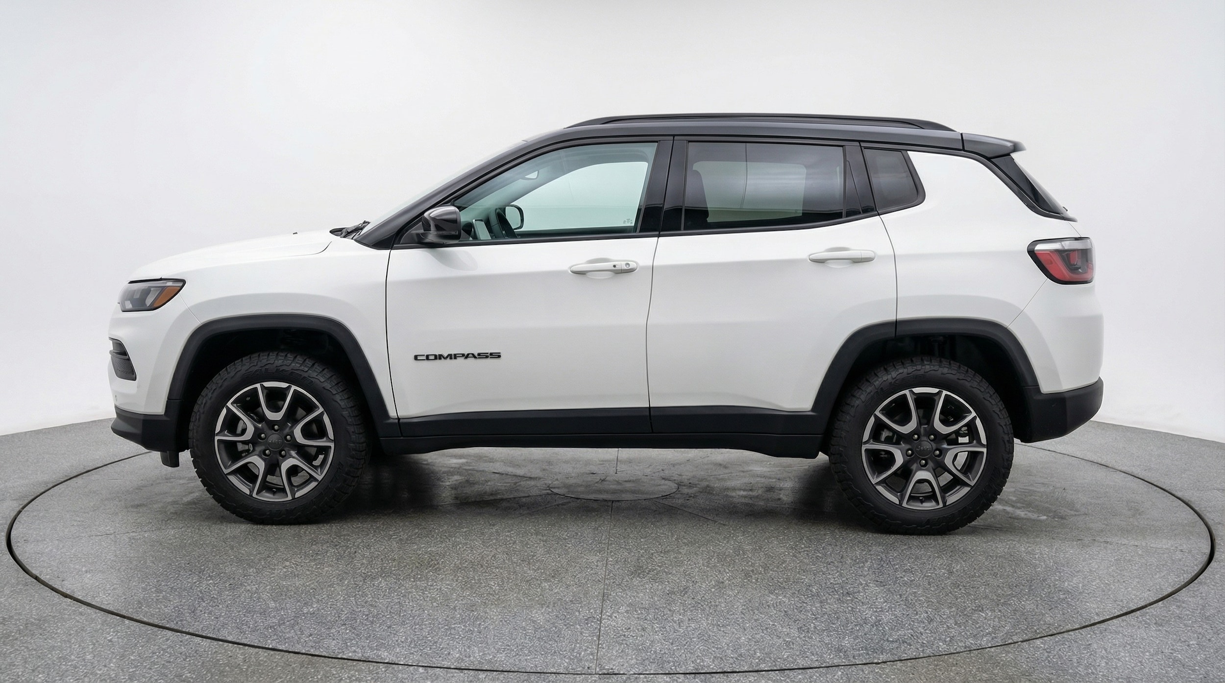 Thumbnail: 2025 Jeep Compass - 4