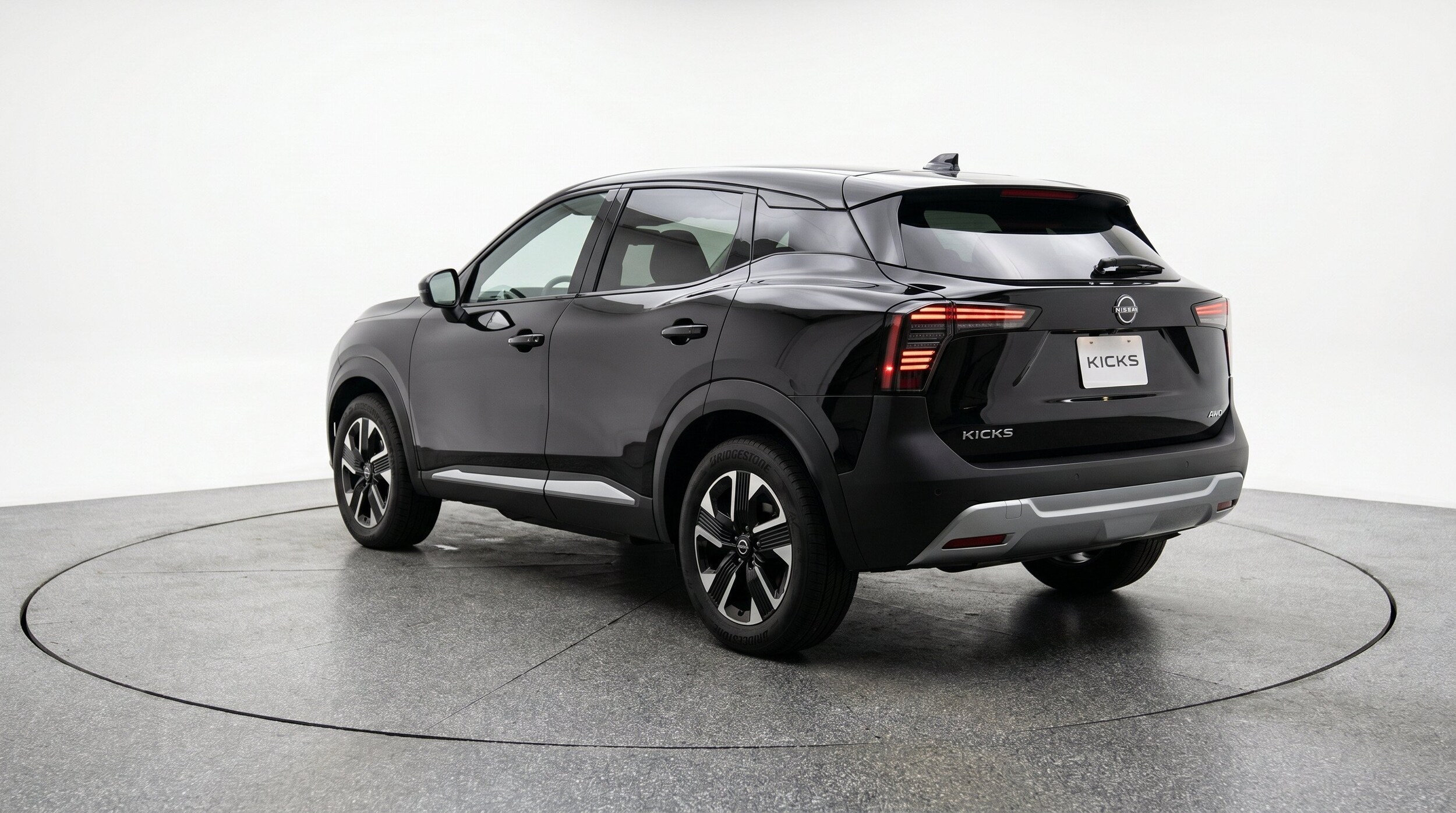 Thumbnail: 2026 Nissan Kicks - 6