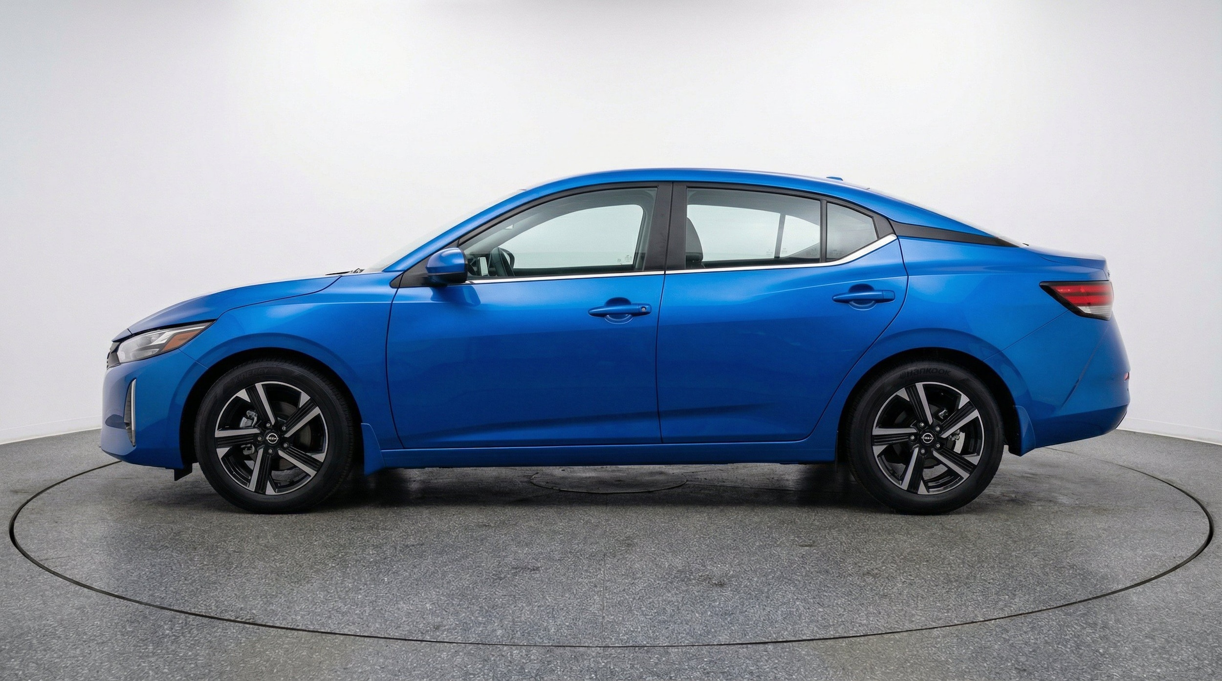 Thumbnail: 2025 Nissan Sentra - 5