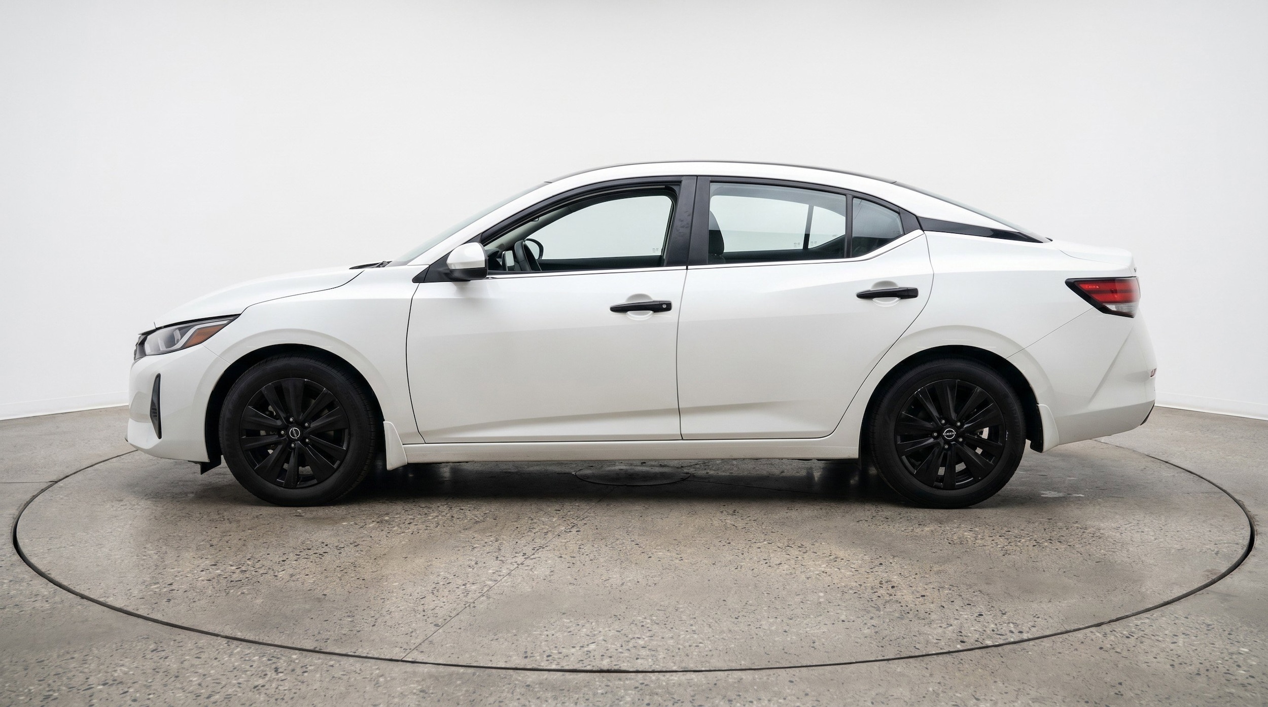 Thumbnail: 2025 Nissan Sentra - 5