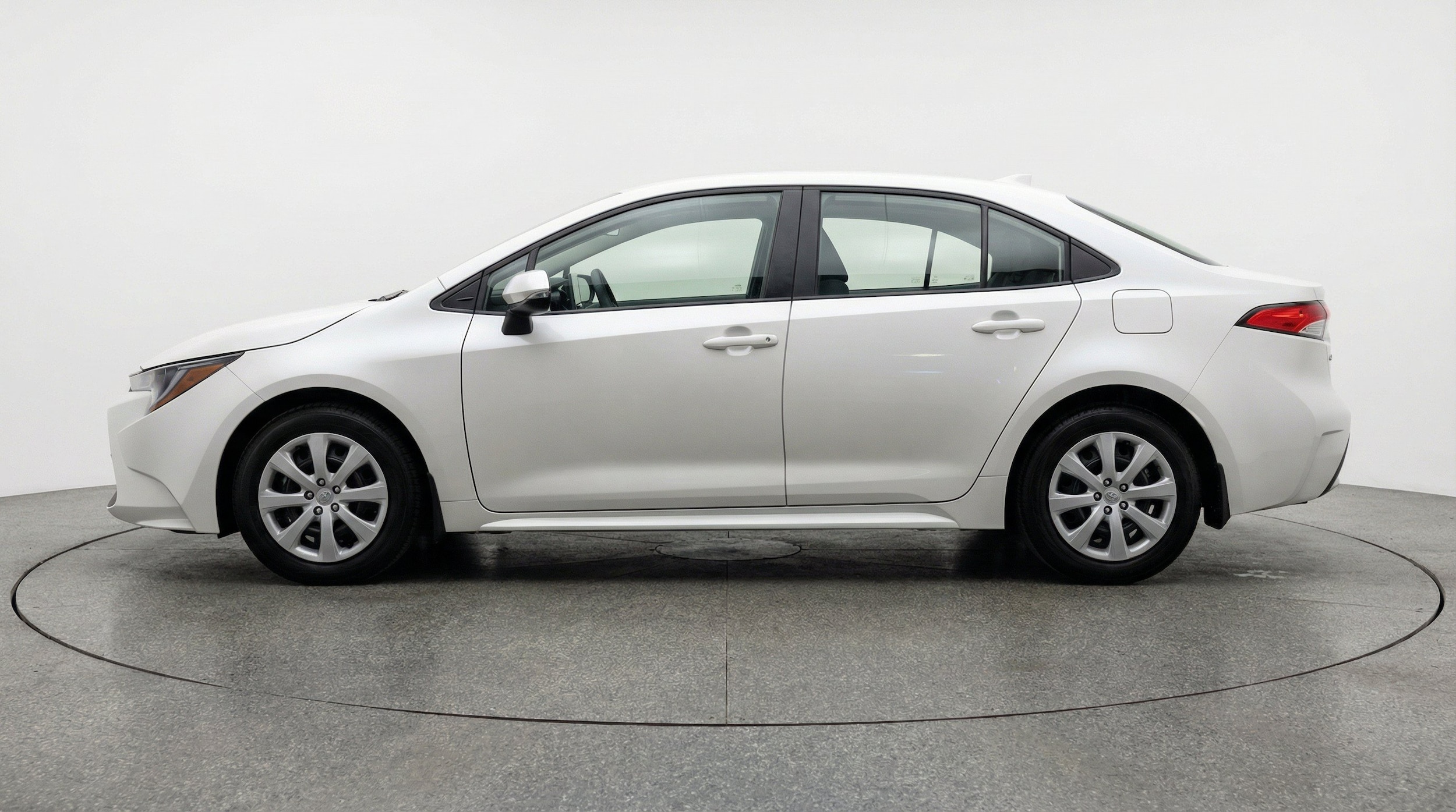 Thumbnail: 2025 Toyota Corolla - 5