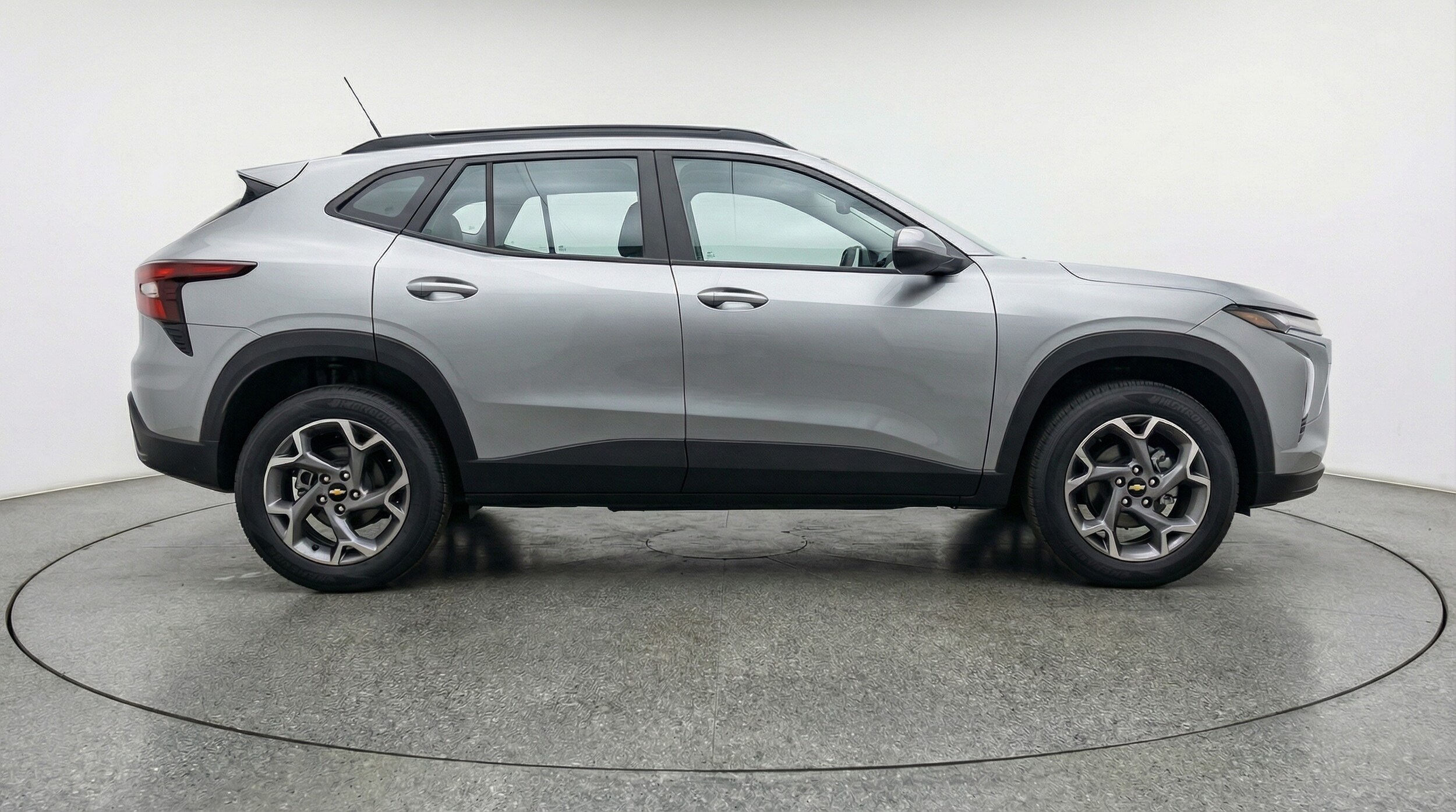 Thumbnail: 2025 Chevrolet Trax - 8