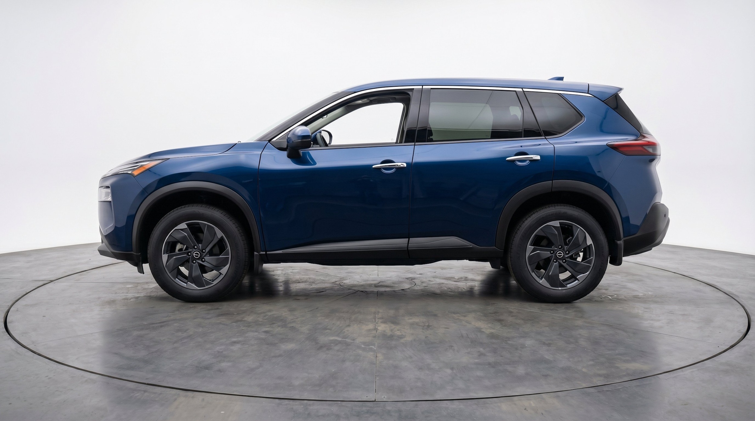 Thumbnail: 2025 Nissan Rogue - 5