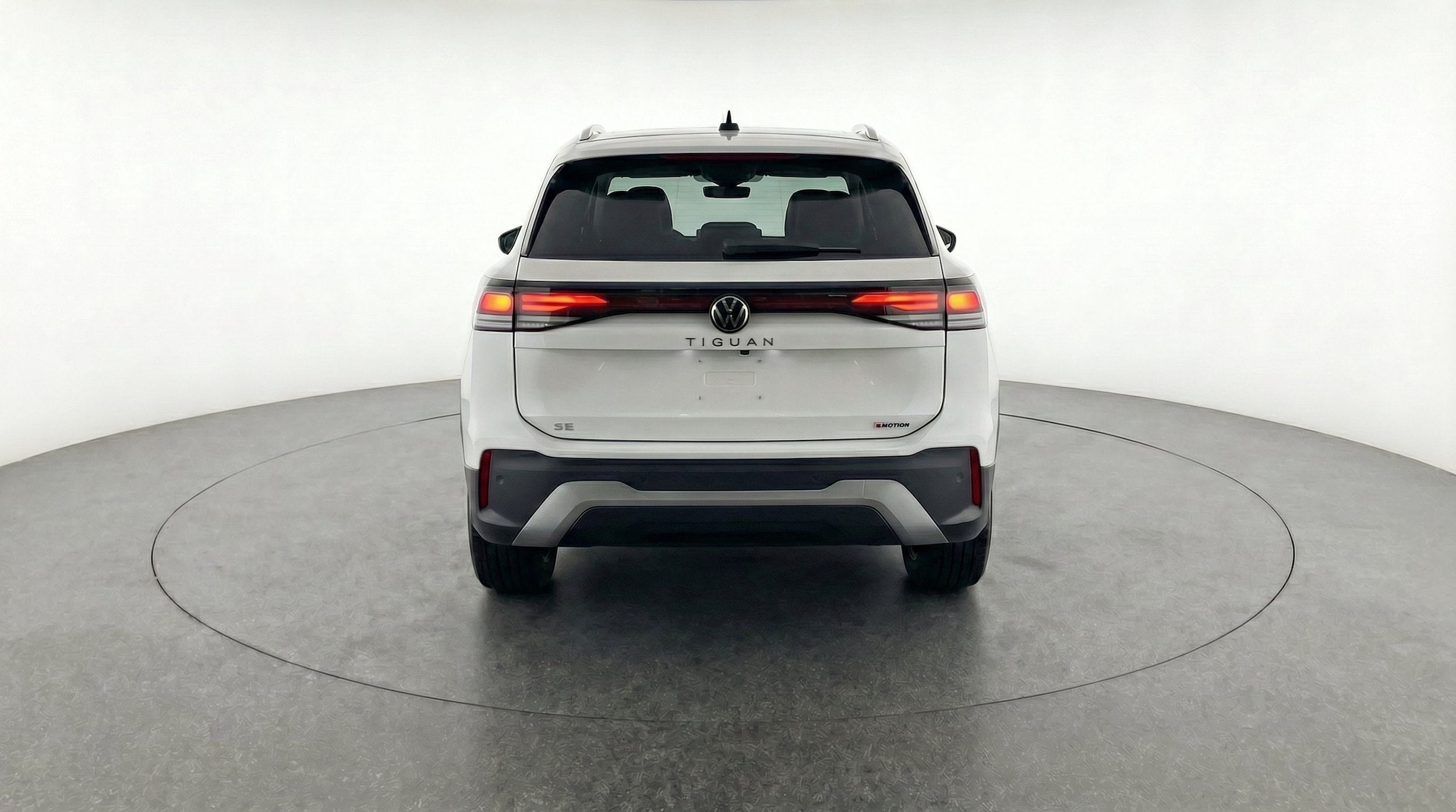 Thumbnail: 2026 Volkswagen Tiguan - 7
