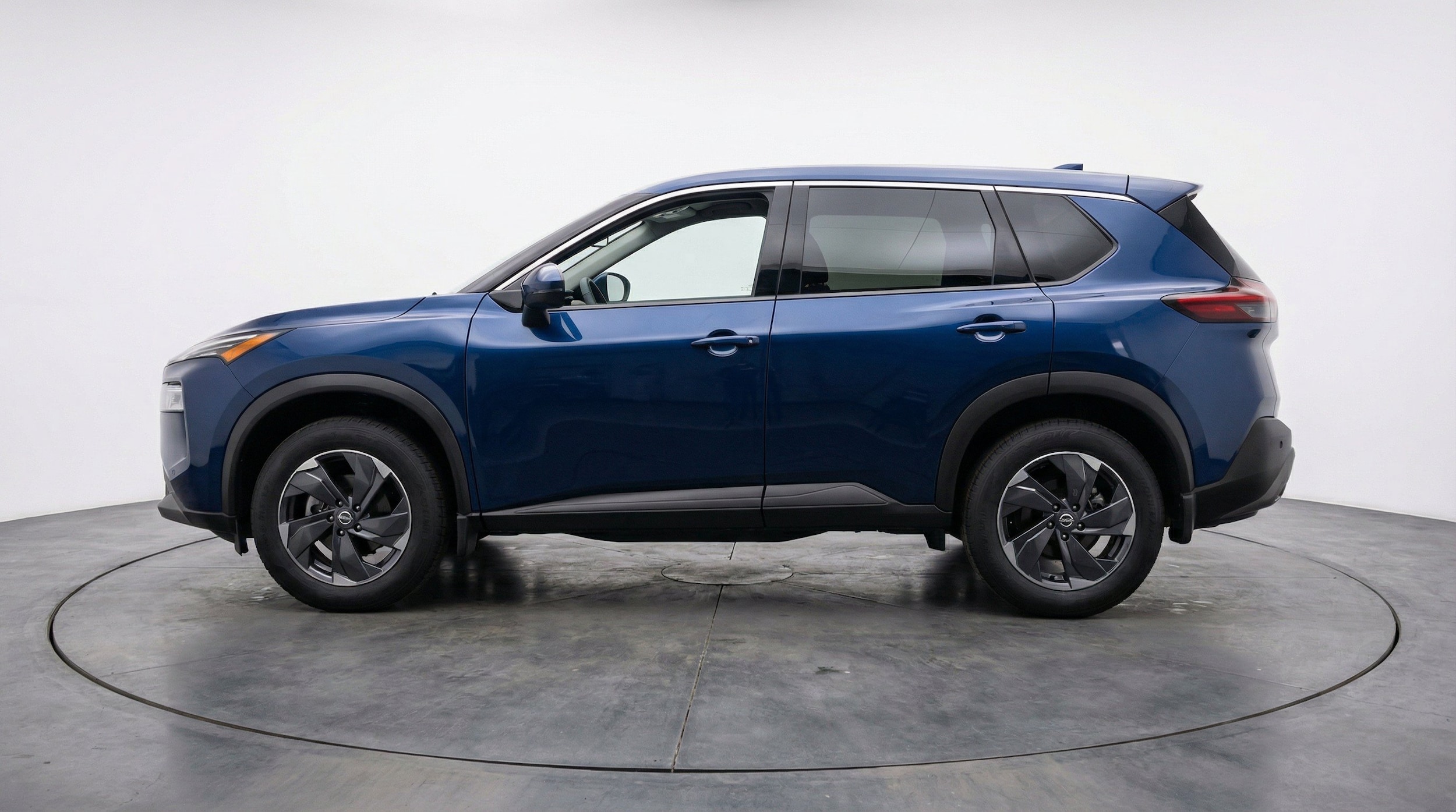 Thumbnail: 2025 Nissan Rogue - 5