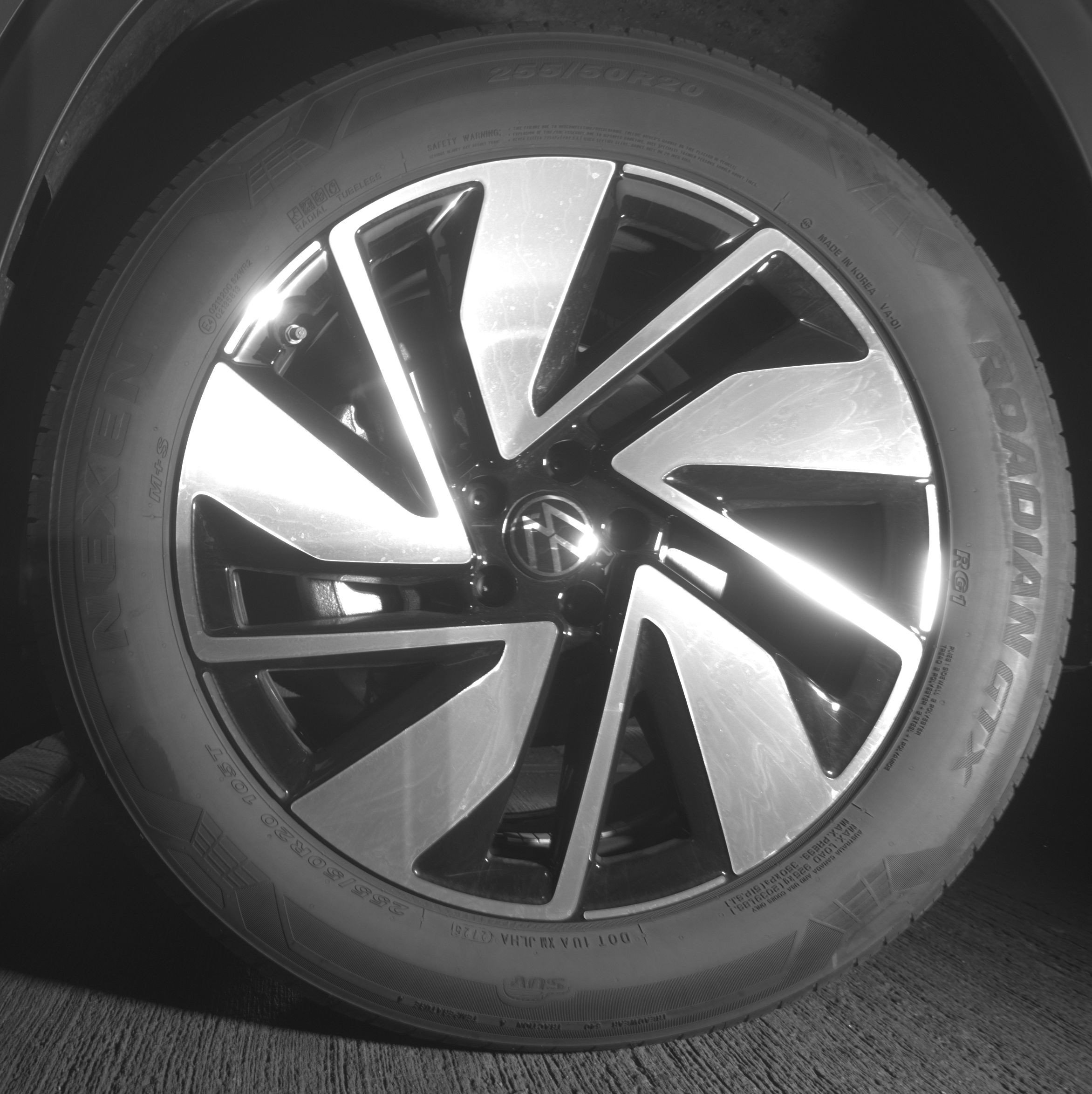 Thumbnail: 2026 Volkswagen Atlas - 12