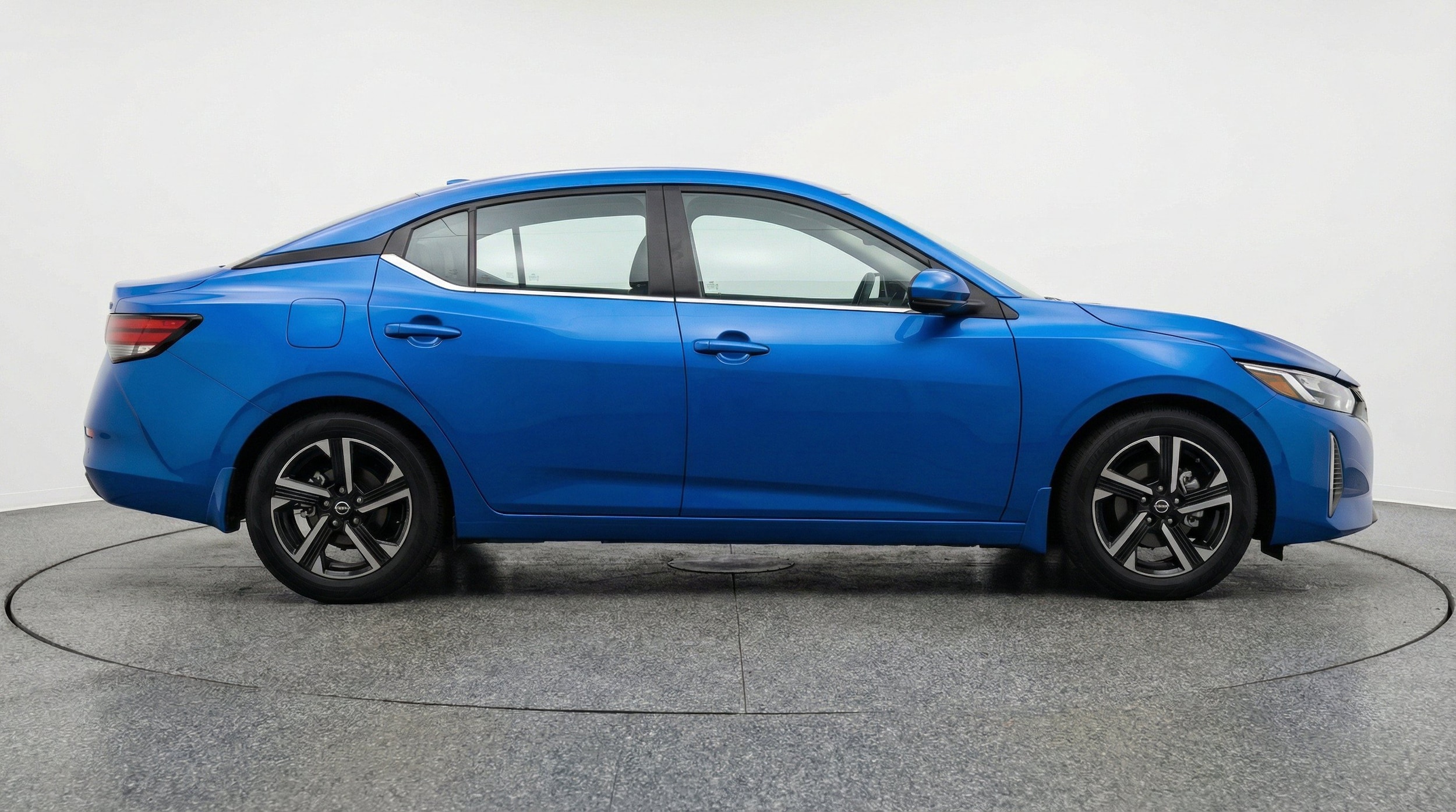 Thumbnail: 2025 Nissan Sentra - 11