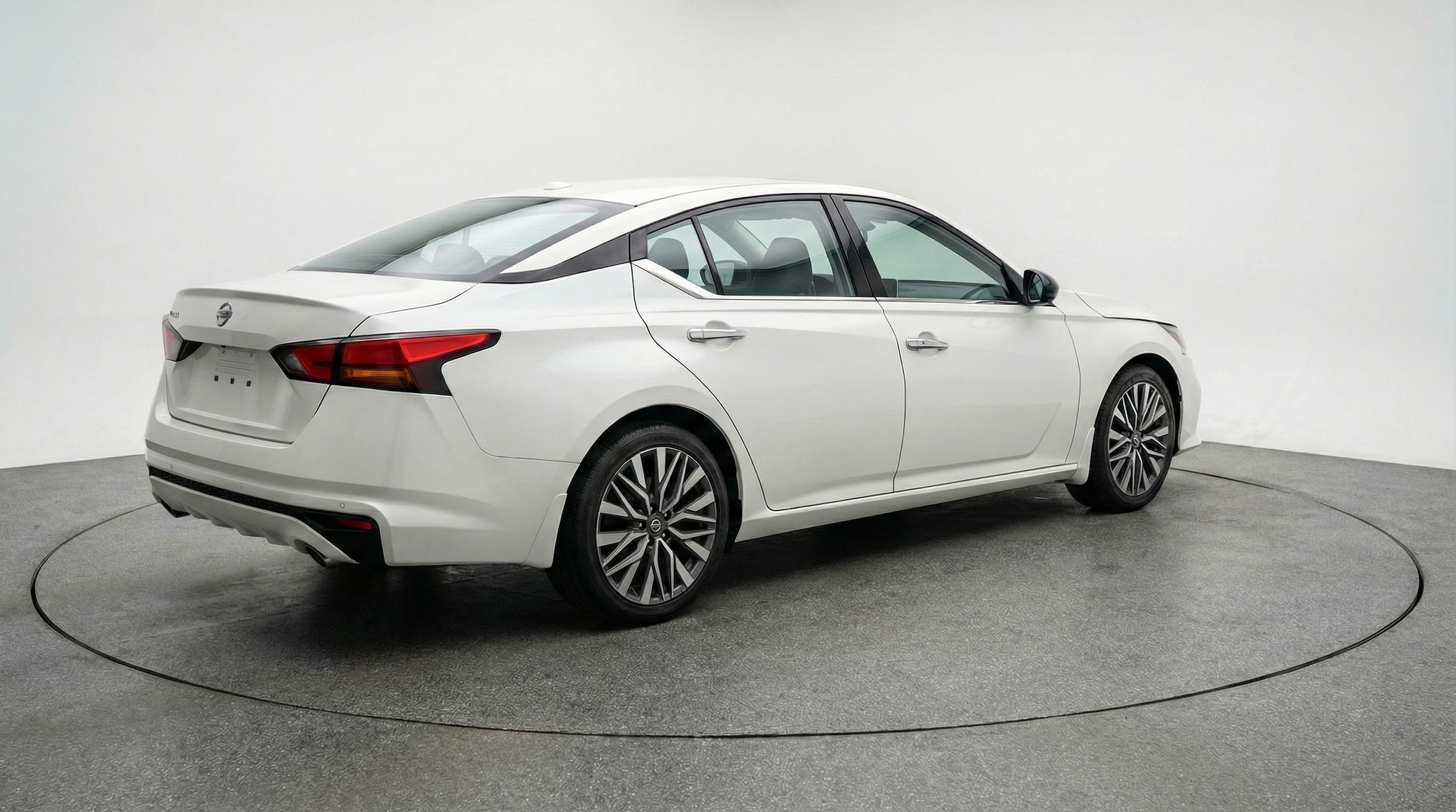 Thumbnail: 2025 Nissan Altima - 7