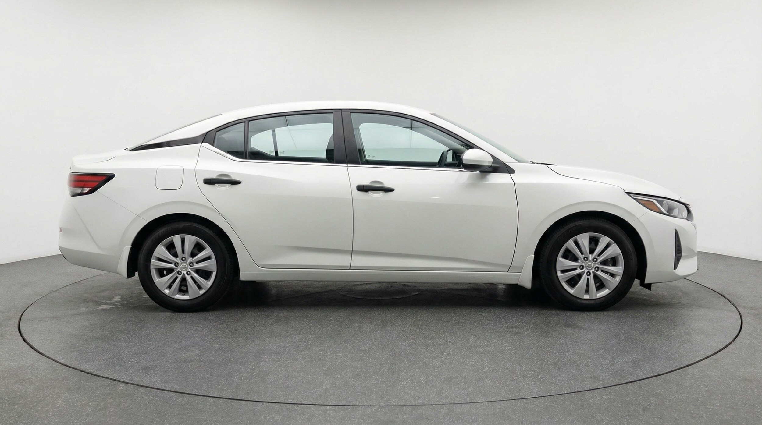 Thumbnail: 2025 Nissan Sentra - 8