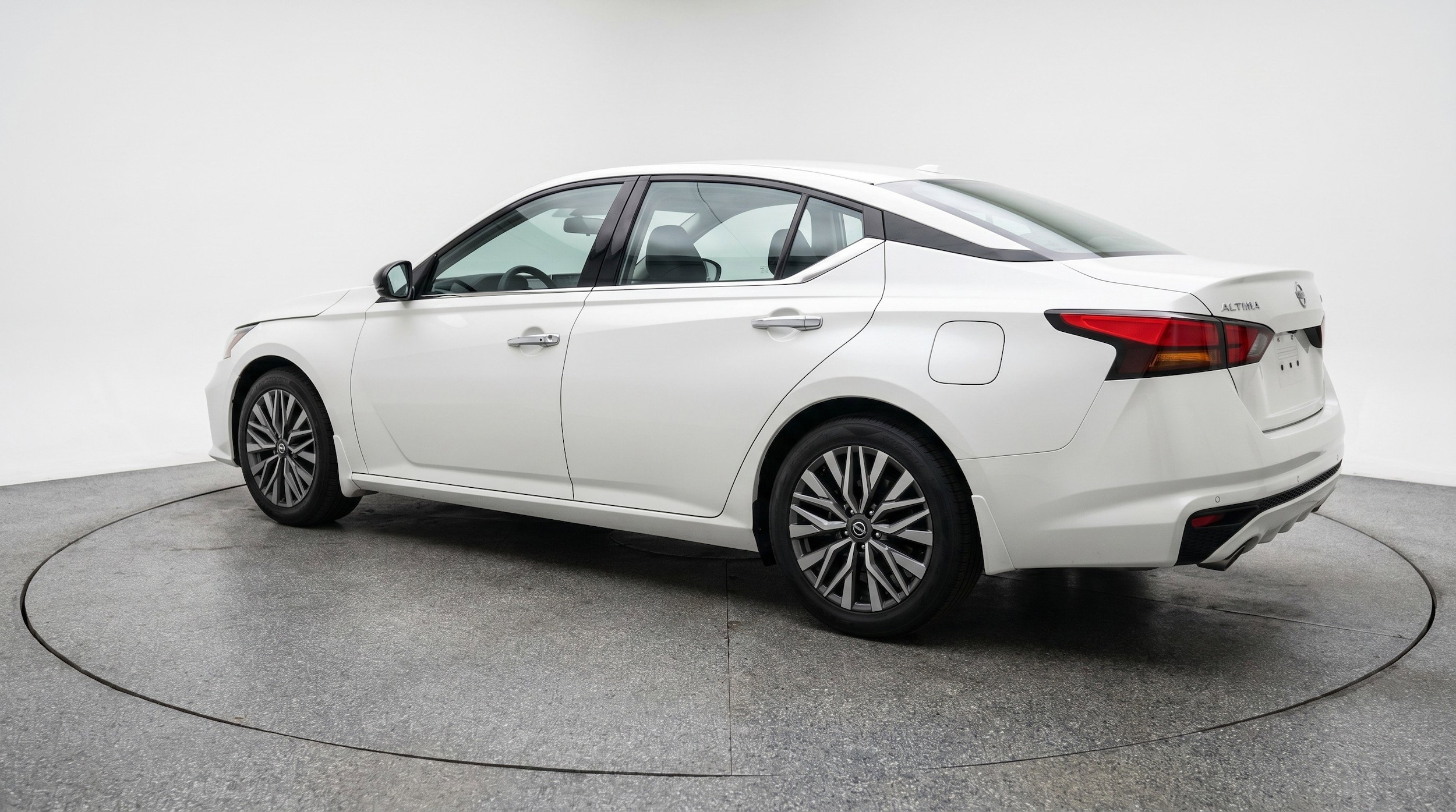 Thumbnail: 2025 Nissan Altima - 6