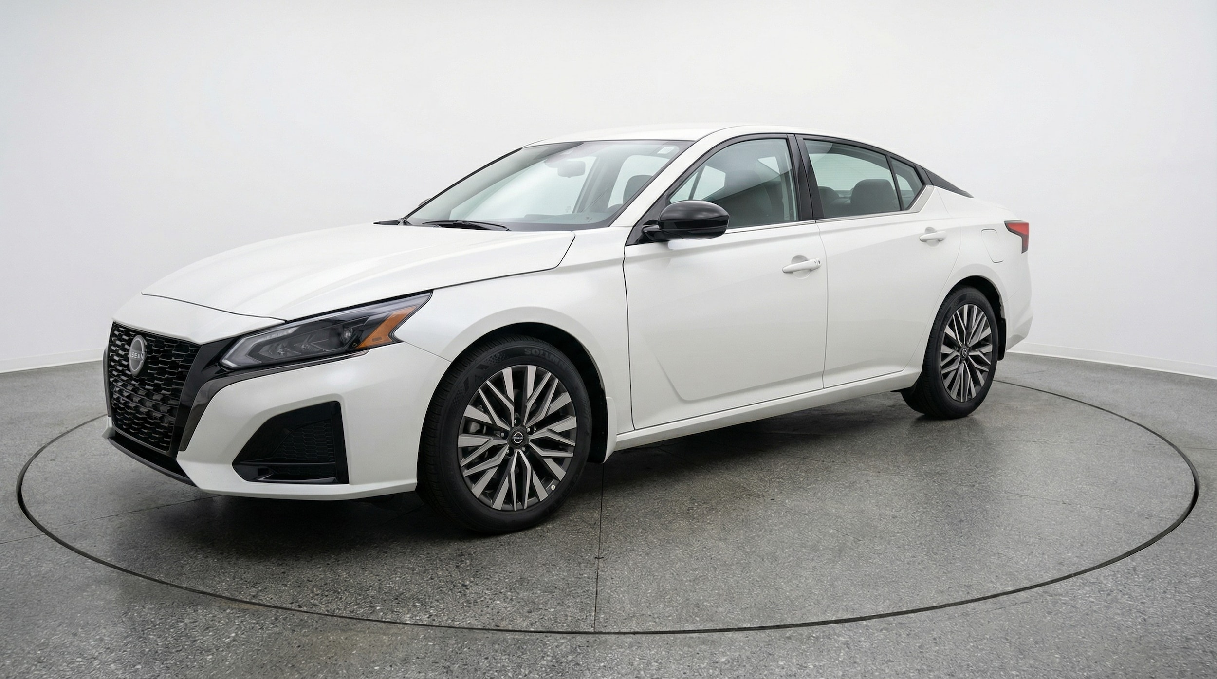 Thumbnail: 2025 Nissan Altima - 3