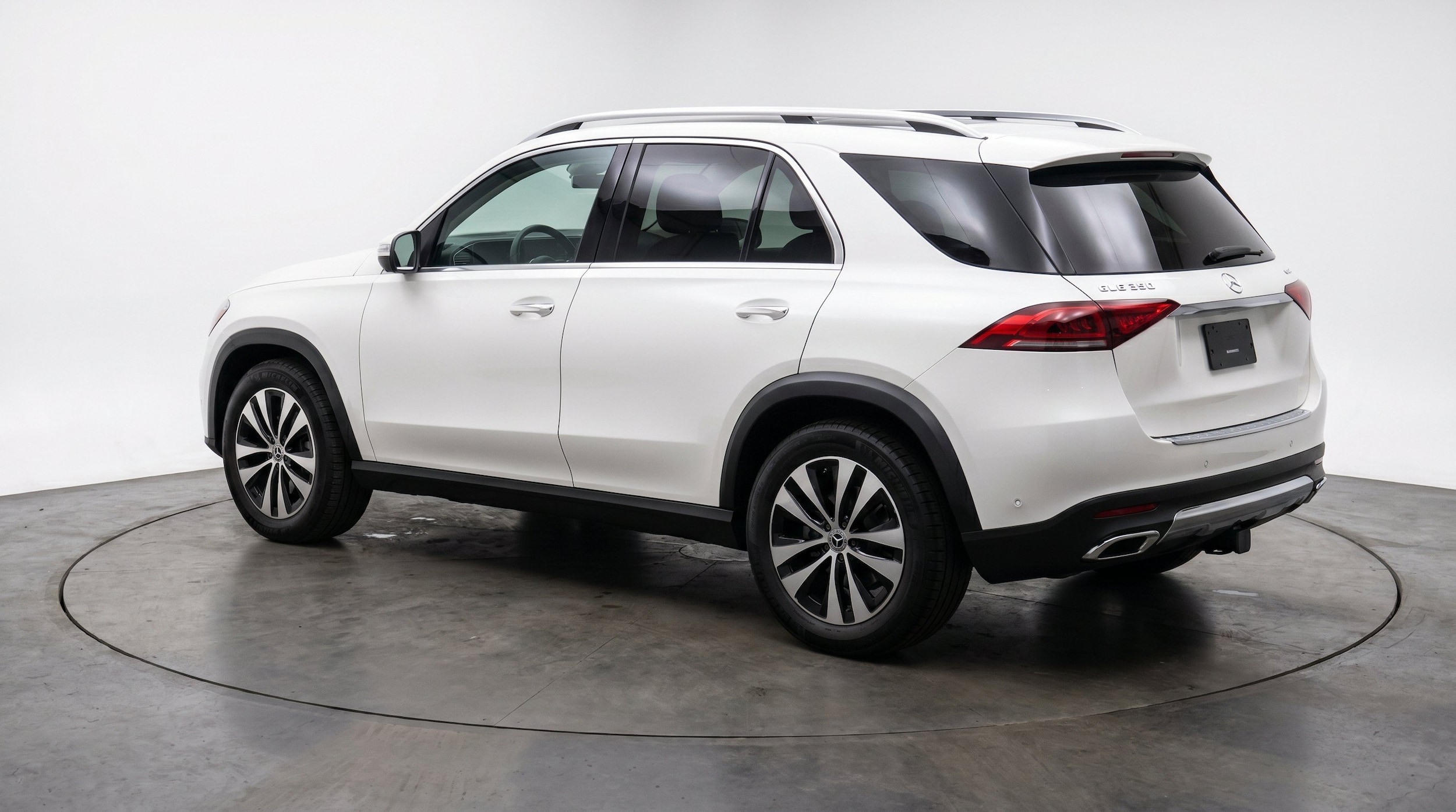 Thumbnail: 2026 Mercedes-Benz GLE - 6
