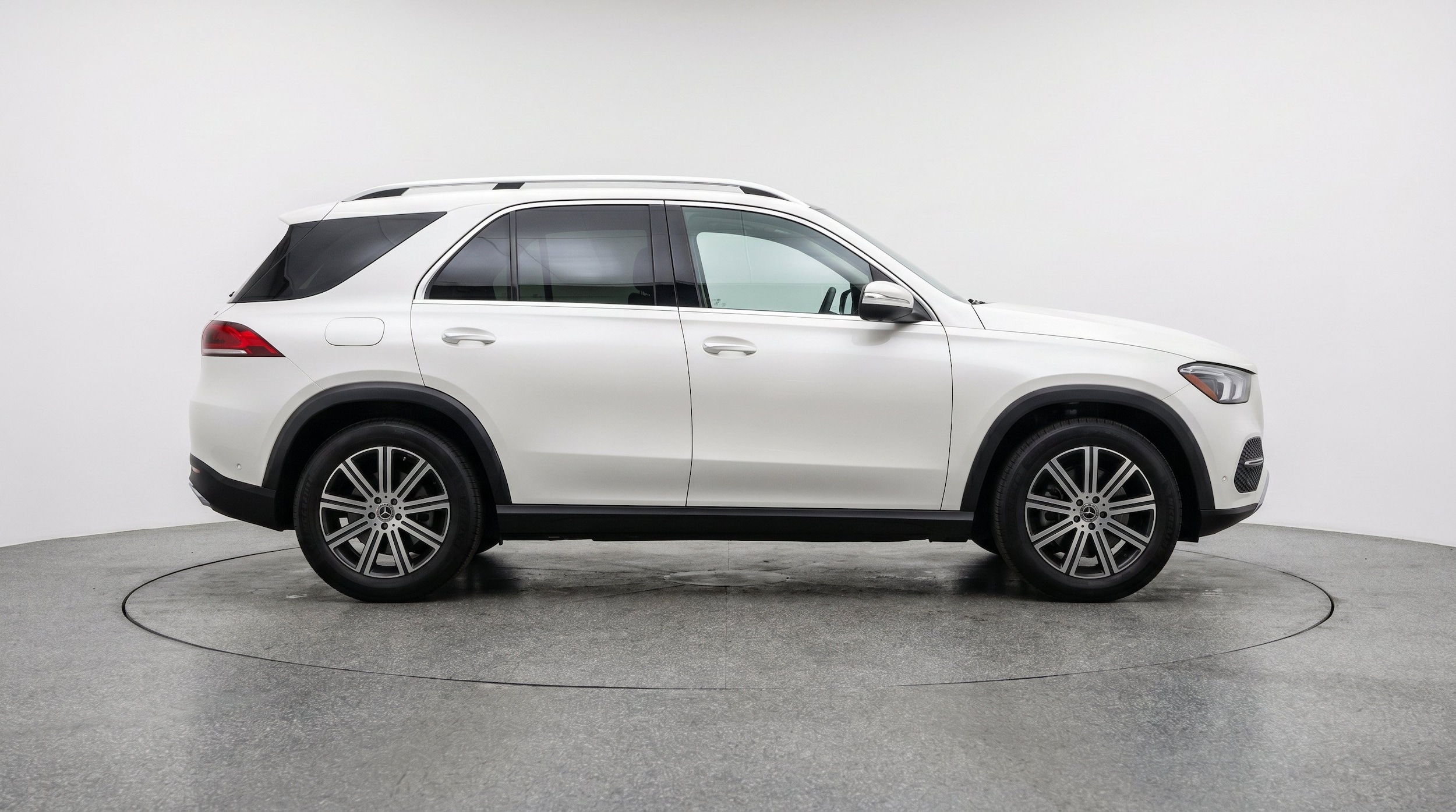 Thumbnail: 2026 Mercedes-Benz GLE - 11