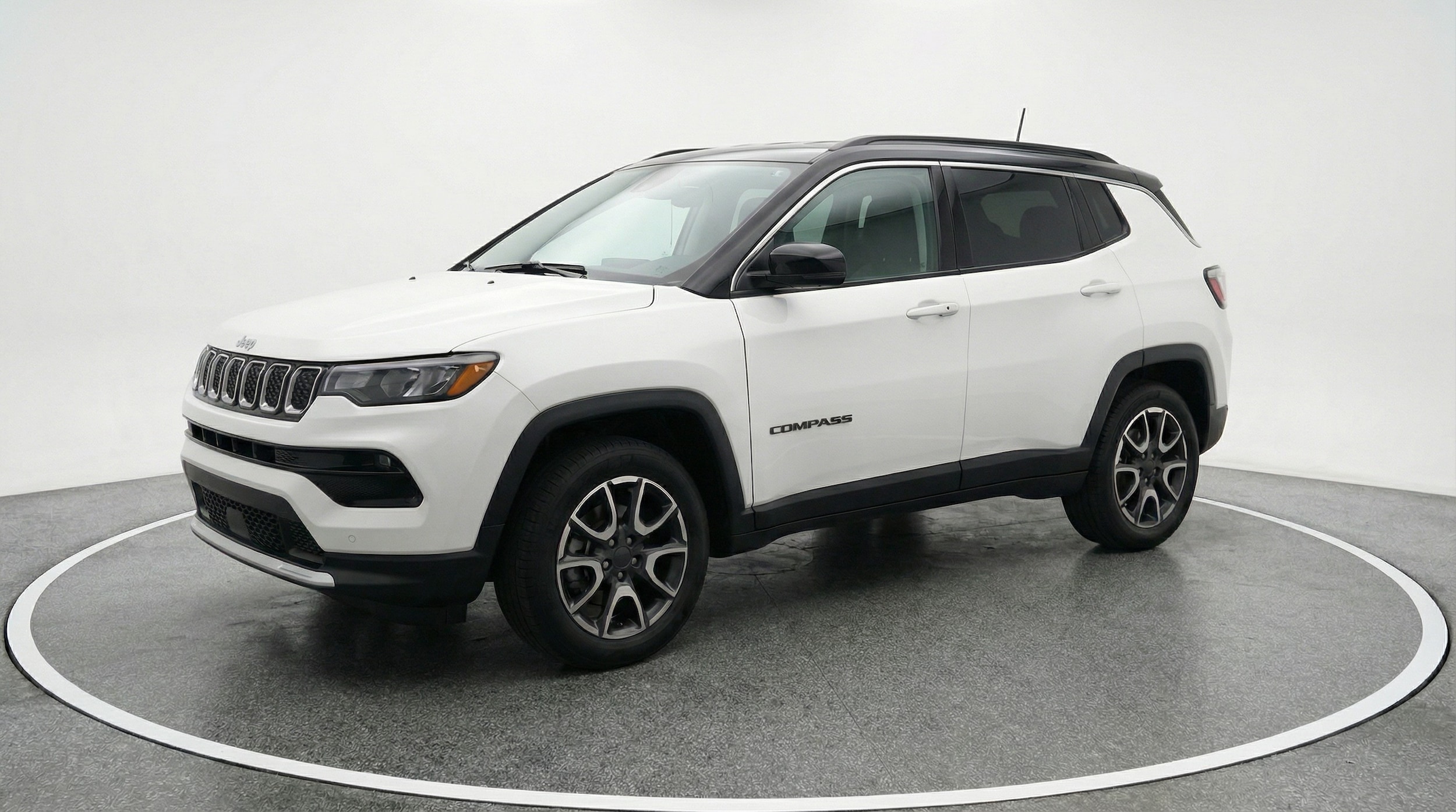 Thumbnail: 2025 Jeep Compass - 3
