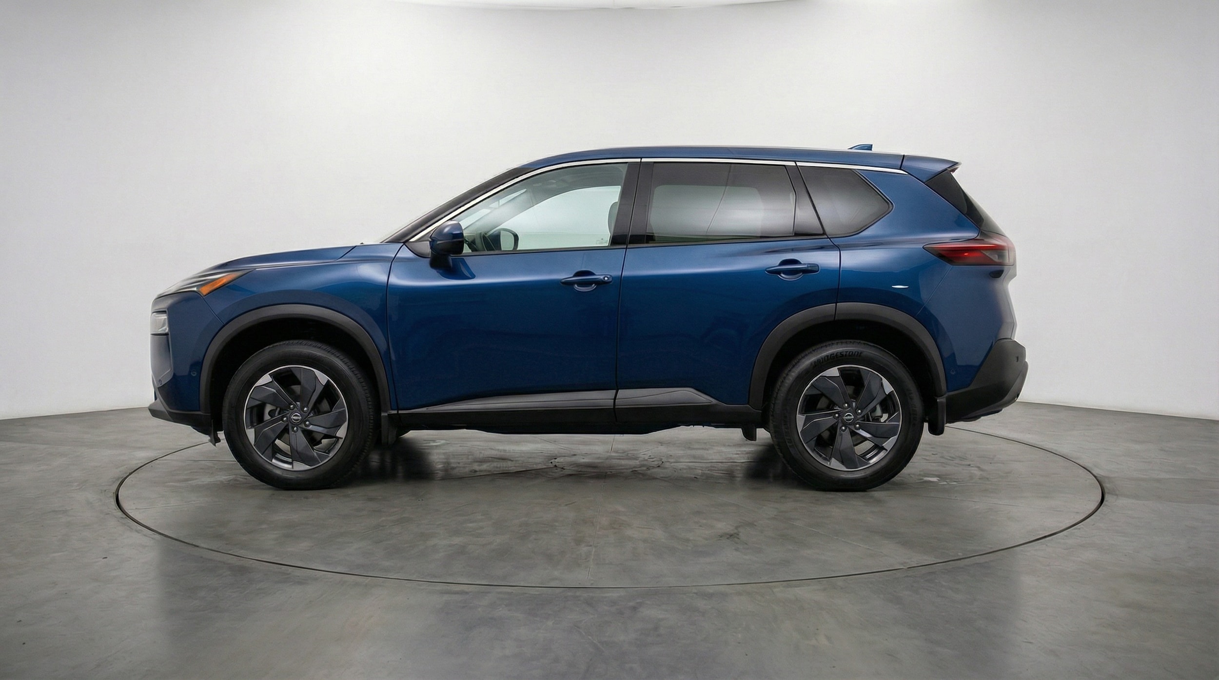 Thumbnail: 2025 Nissan Rogue - 4