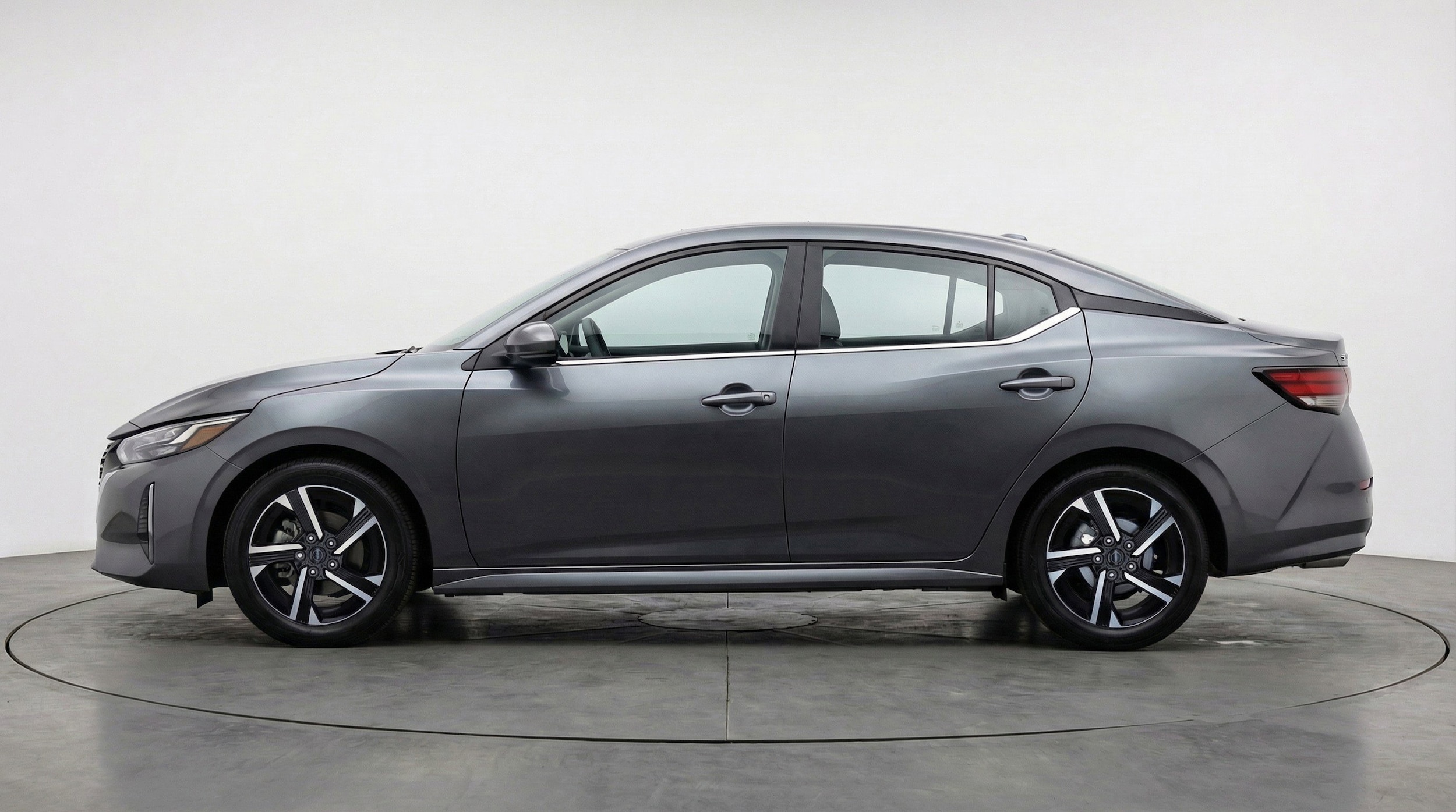 Thumbnail: 2025 Nissan Sentra - 5