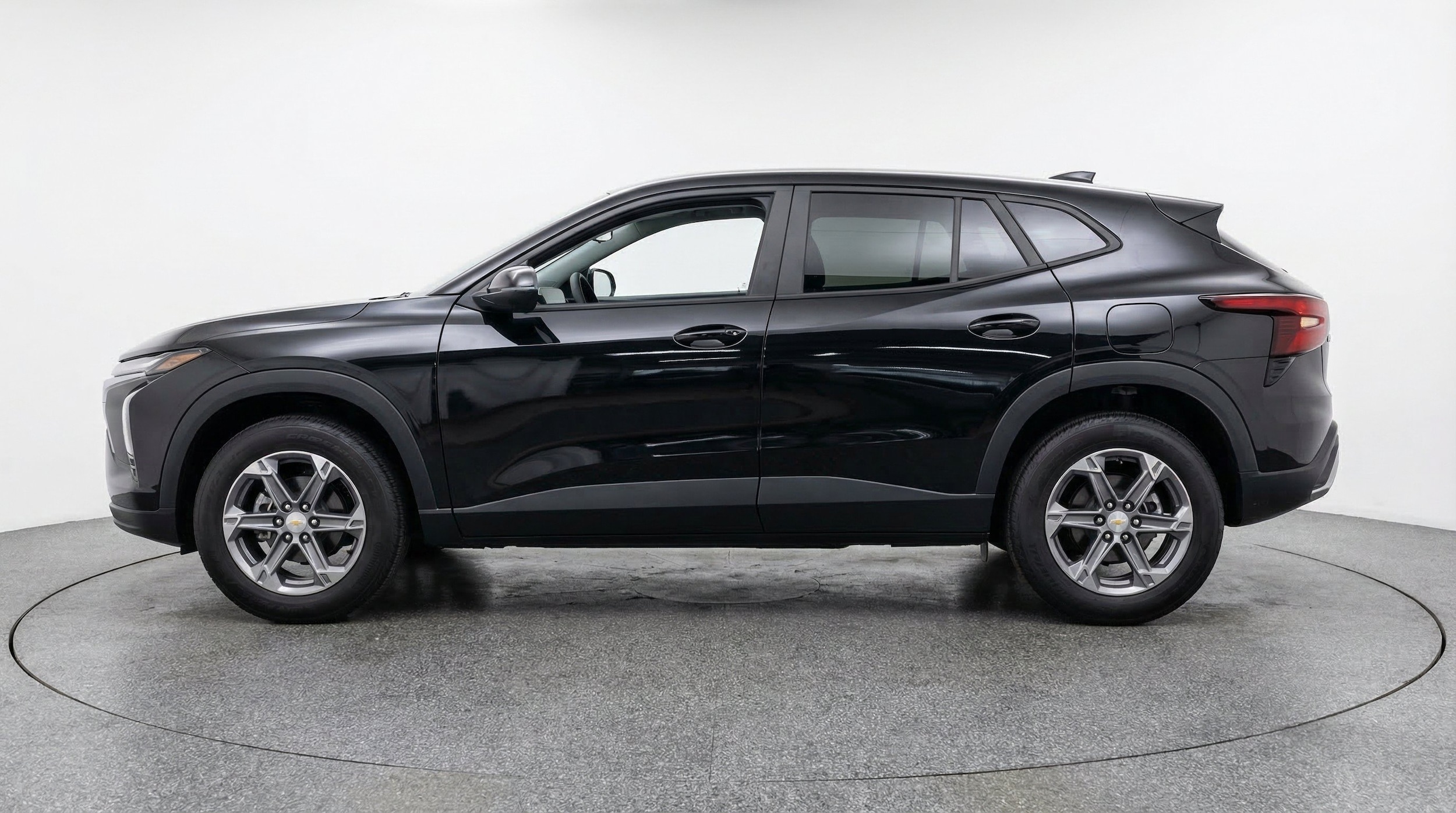 Thumbnail: 2025 Chevrolet Blazer - 5