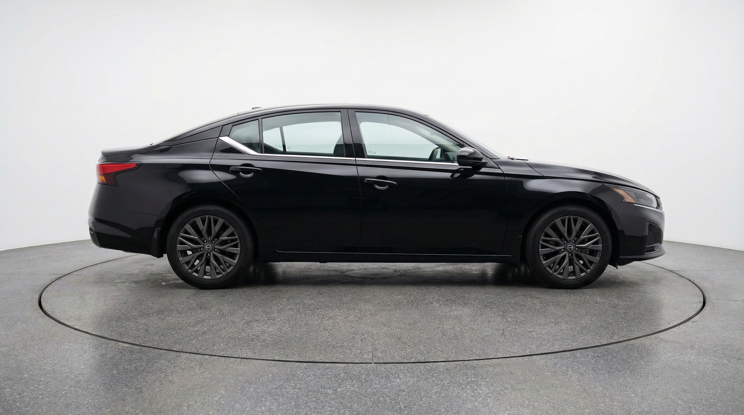 Thumbnail: 2025 Nissan Altima - 10