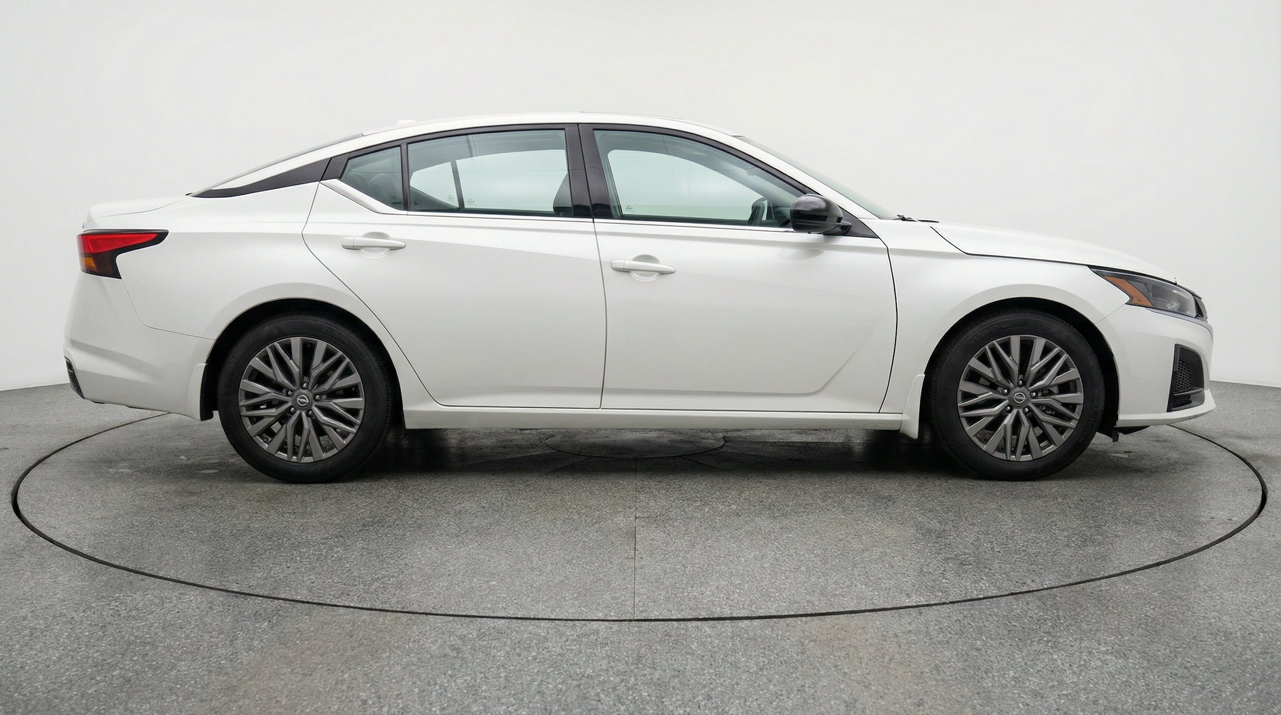 Thumbnail: 2025 Nissan Altima - 11
