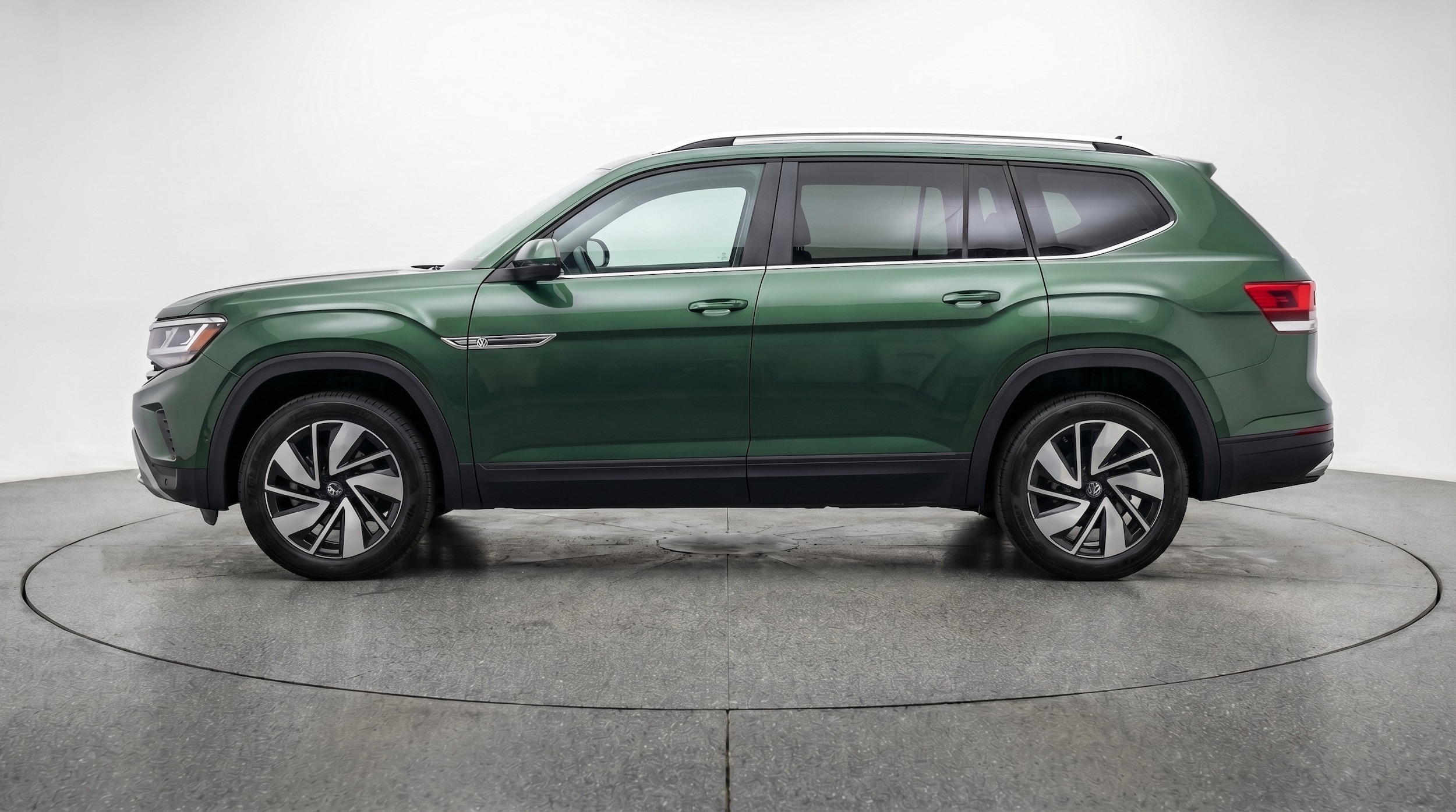 Thumbnail: 2026 Volkswagen Atlas - 5