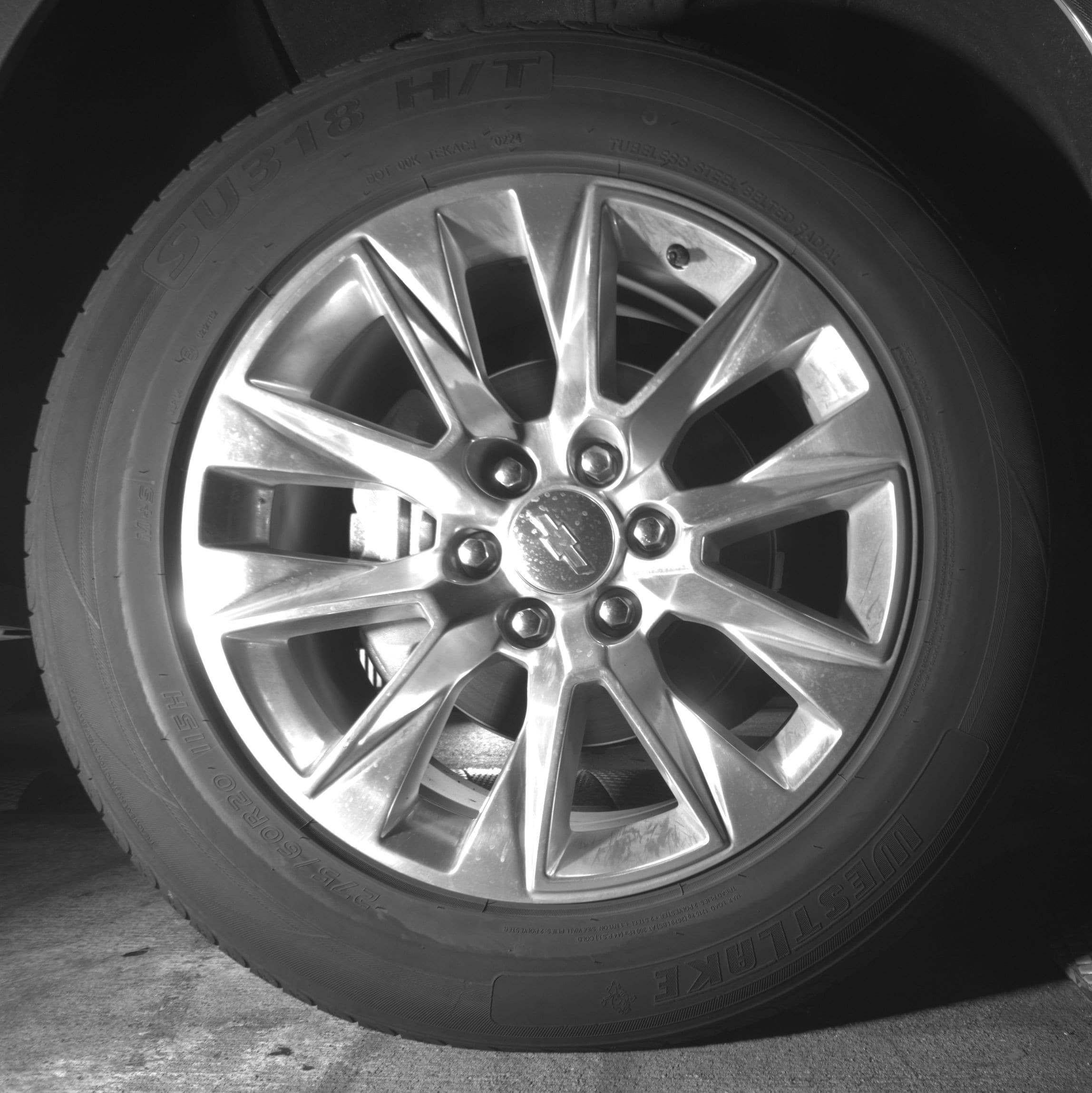 Thumbnail: 2023 Chevrolet Suburban - 10