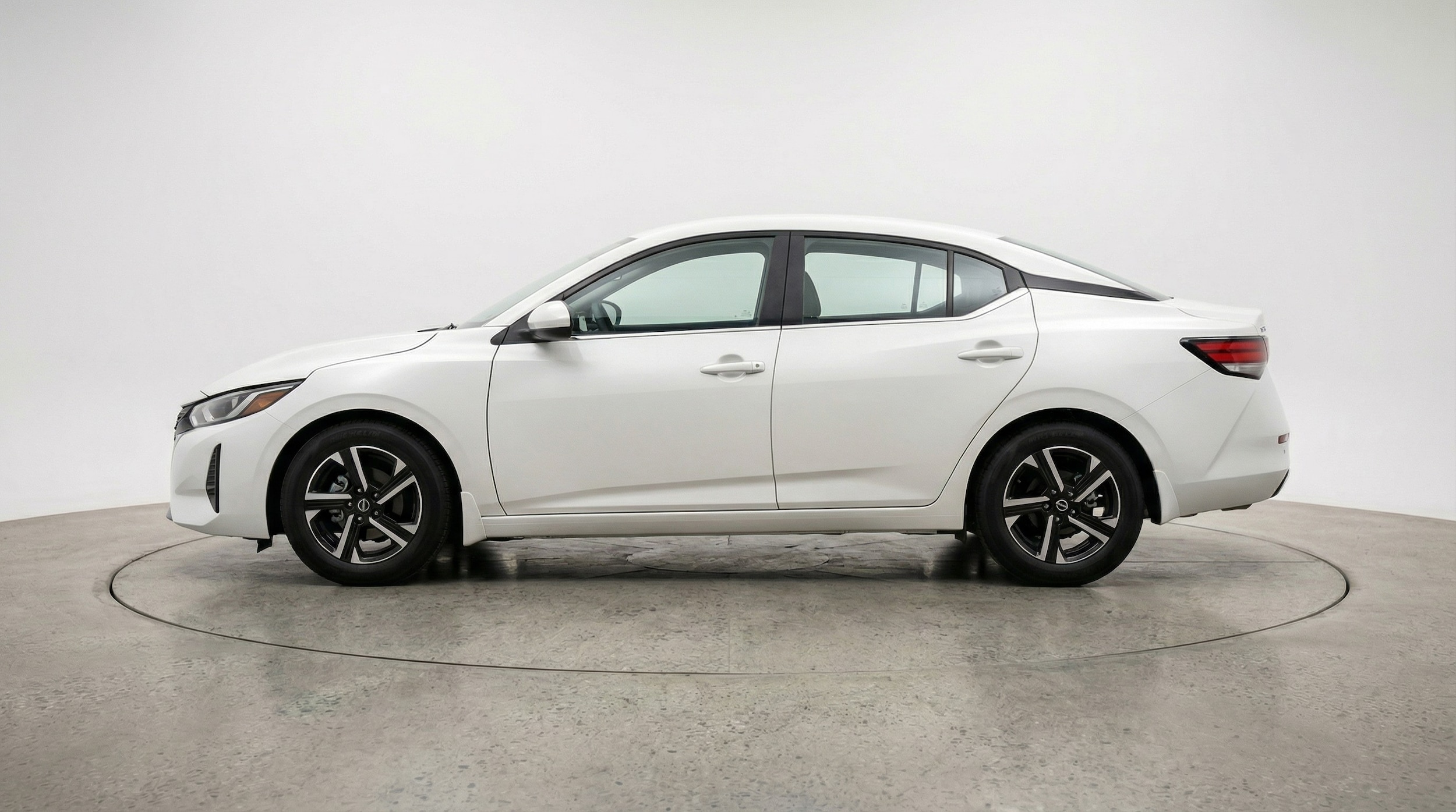 Thumbnail: 2025 Nissan Sentra - 4