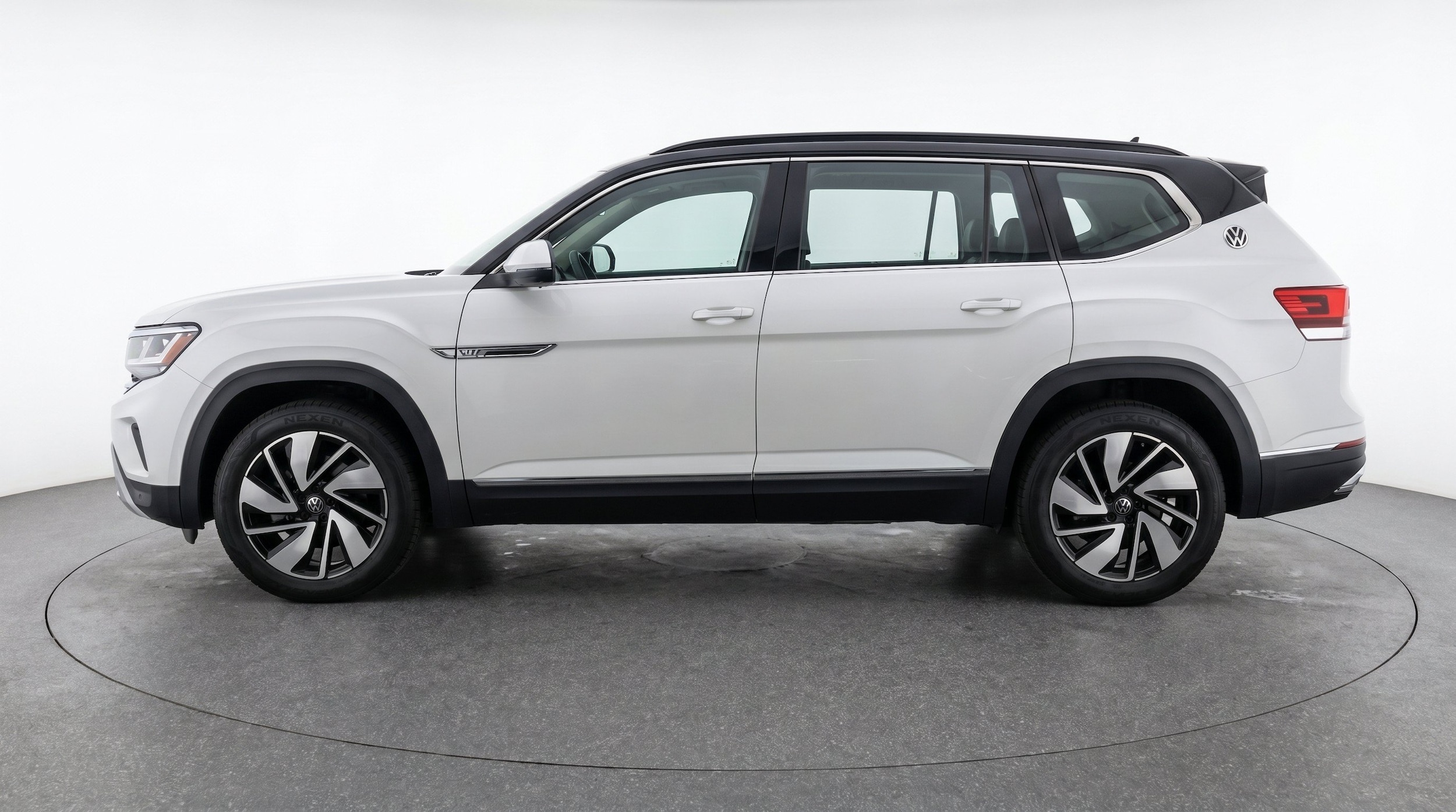 Thumbnail: 2026 Volkswagen Atlas - 5