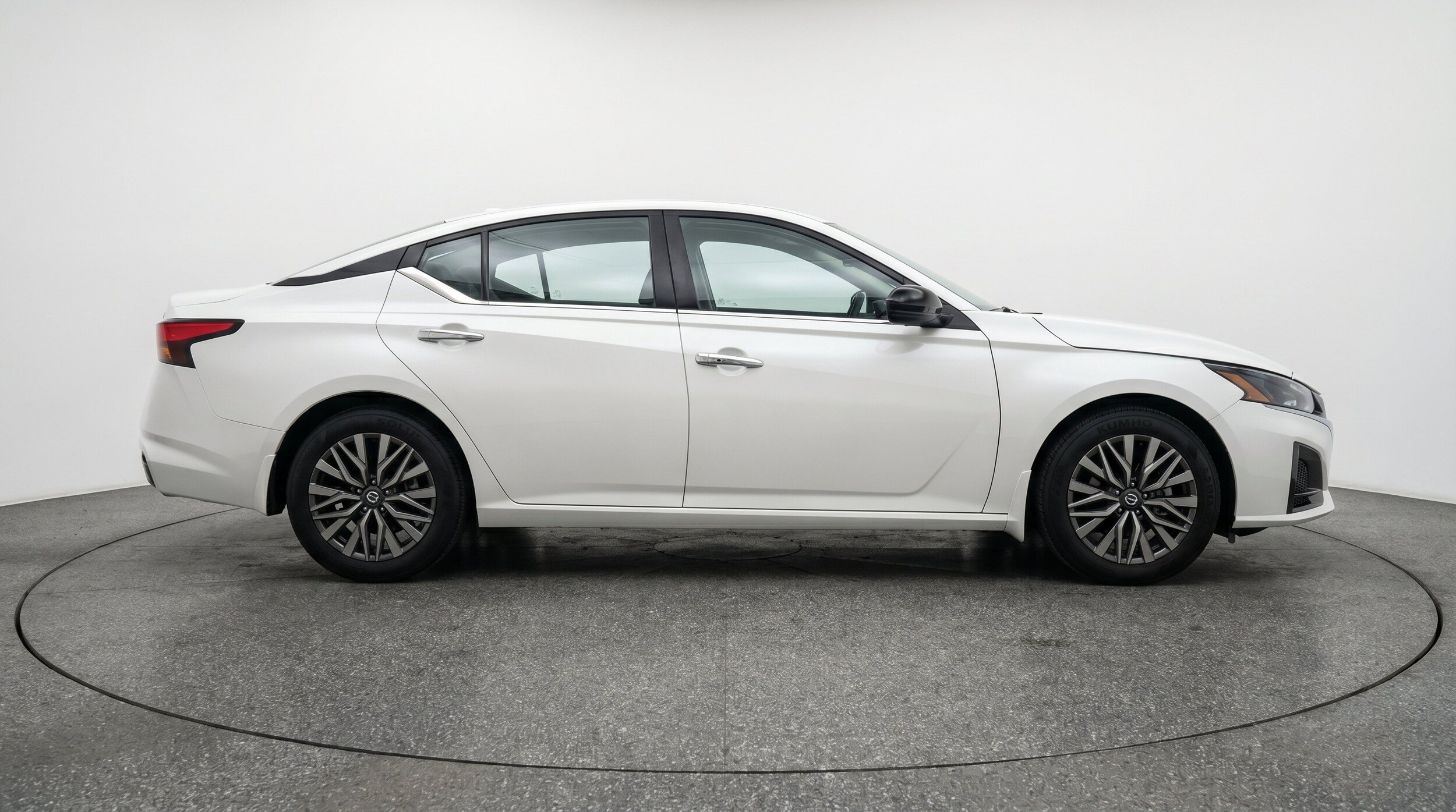 Thumbnail: 2025 Nissan Altima - 11