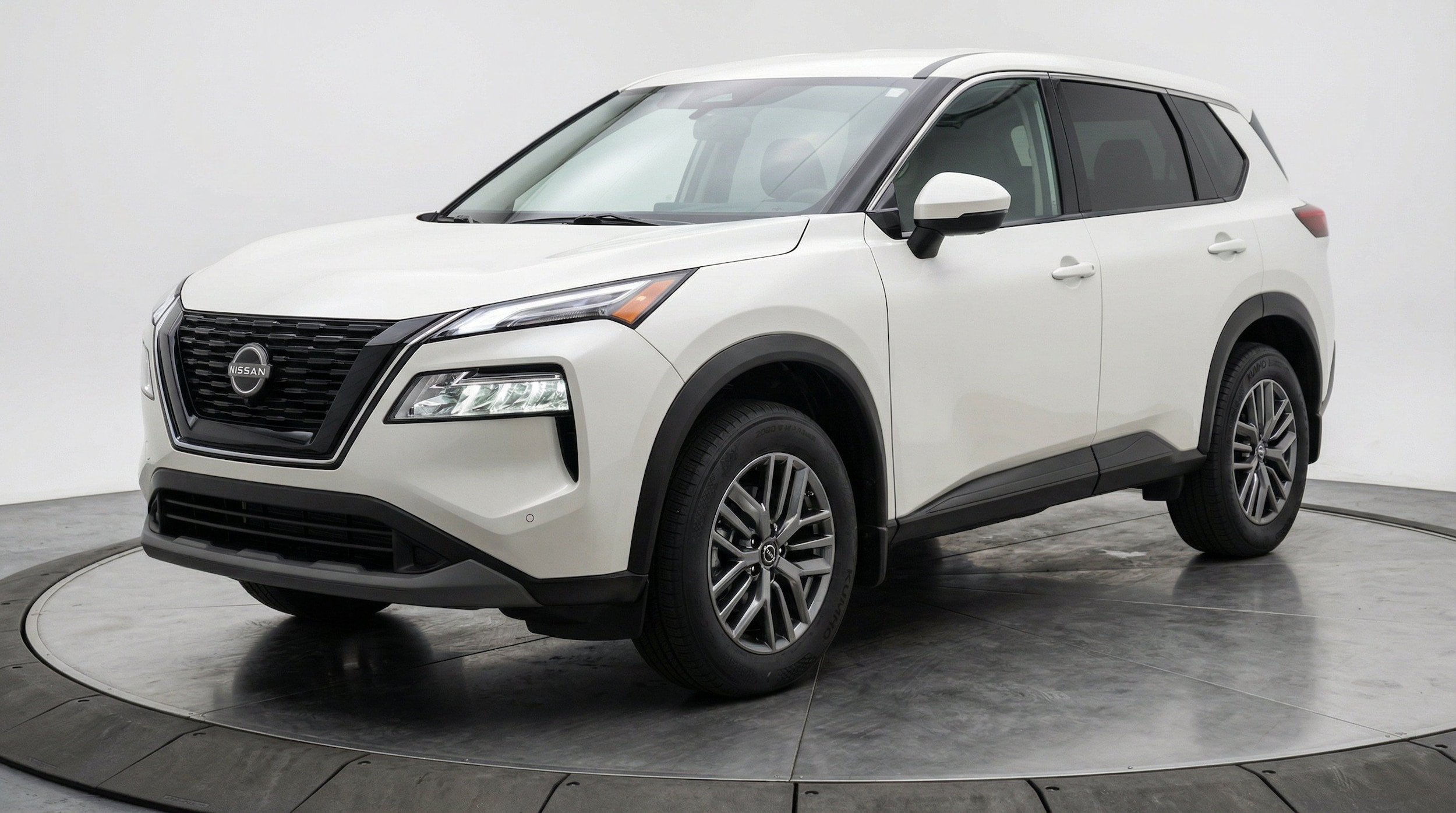 Thumbnail: 2026 Nissan Rogue - 3