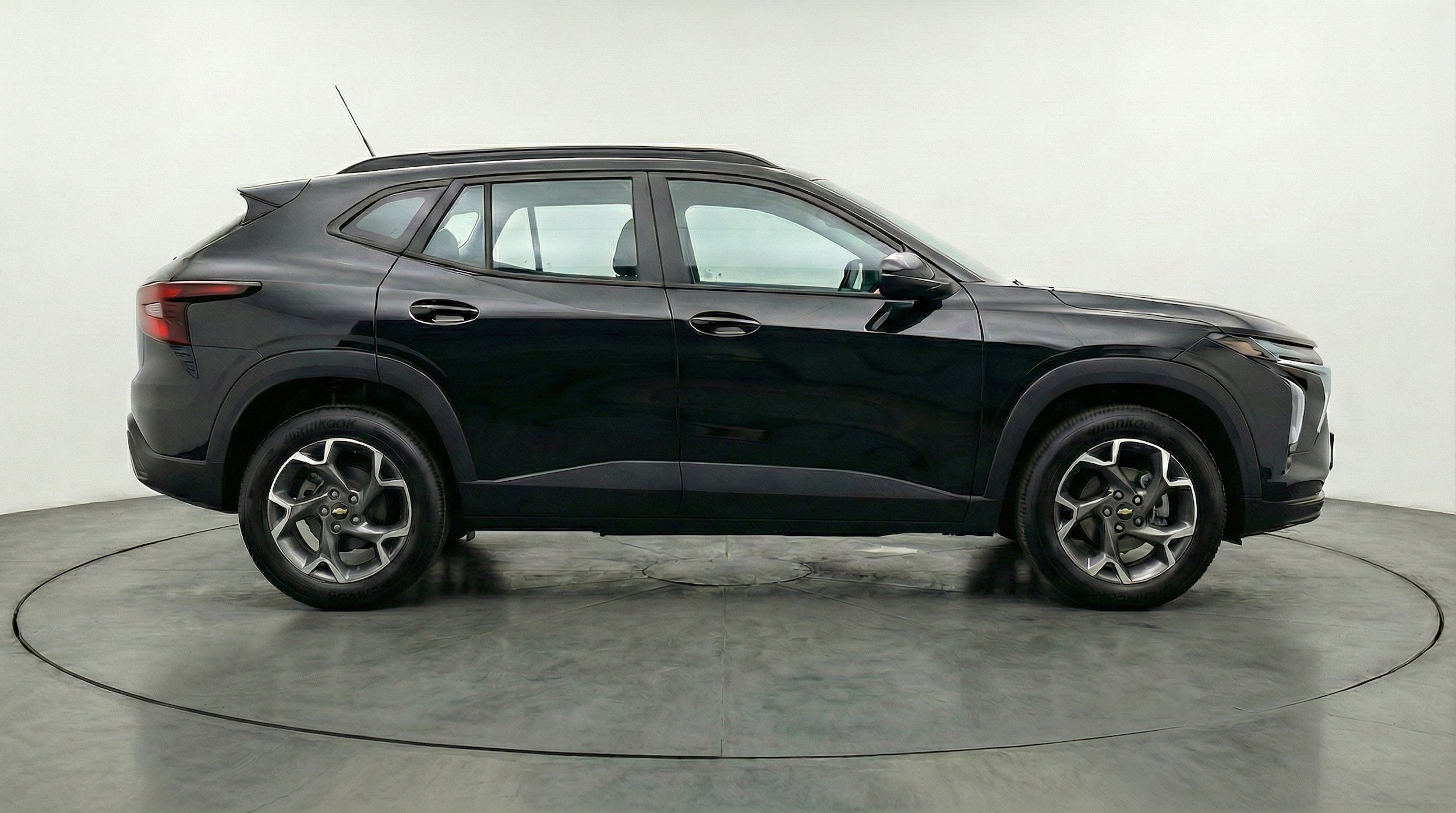 Thumbnail: 2025 Chevrolet Trax - 11